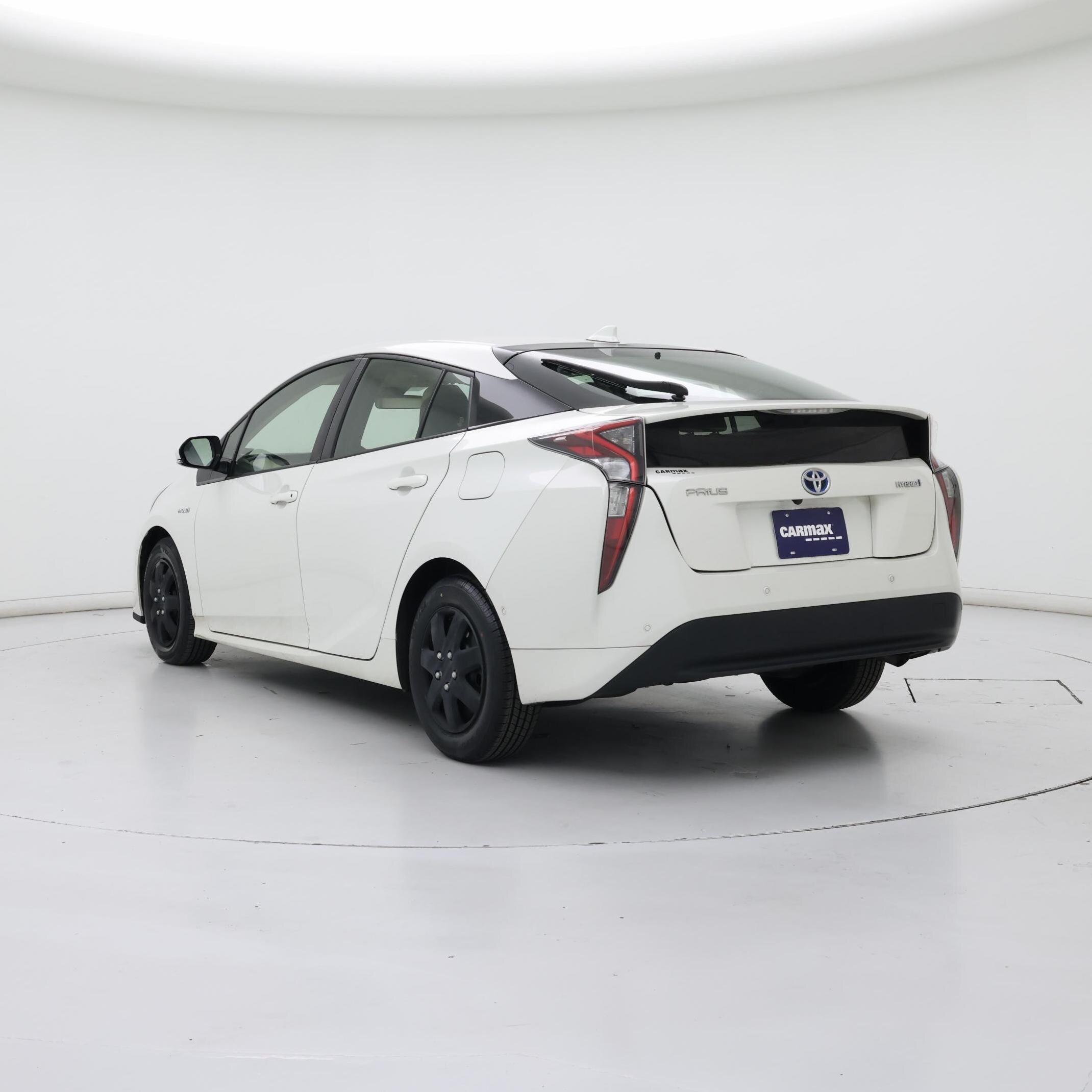 Thumbnail: 2018 Toyota Prius - 2