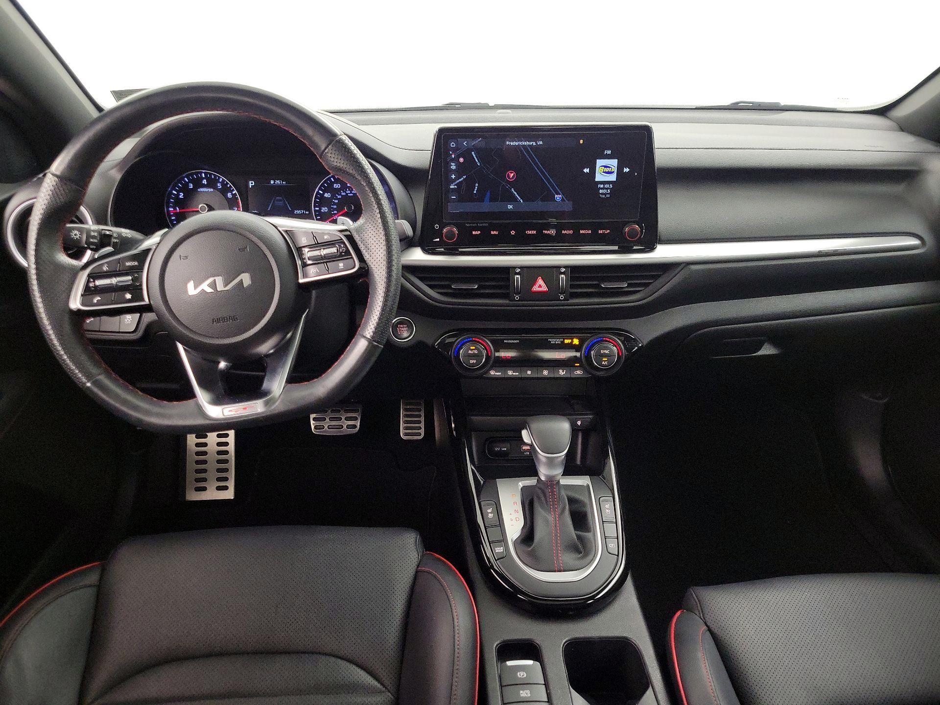 Thumbnail: 2023 Kia Forte - 9