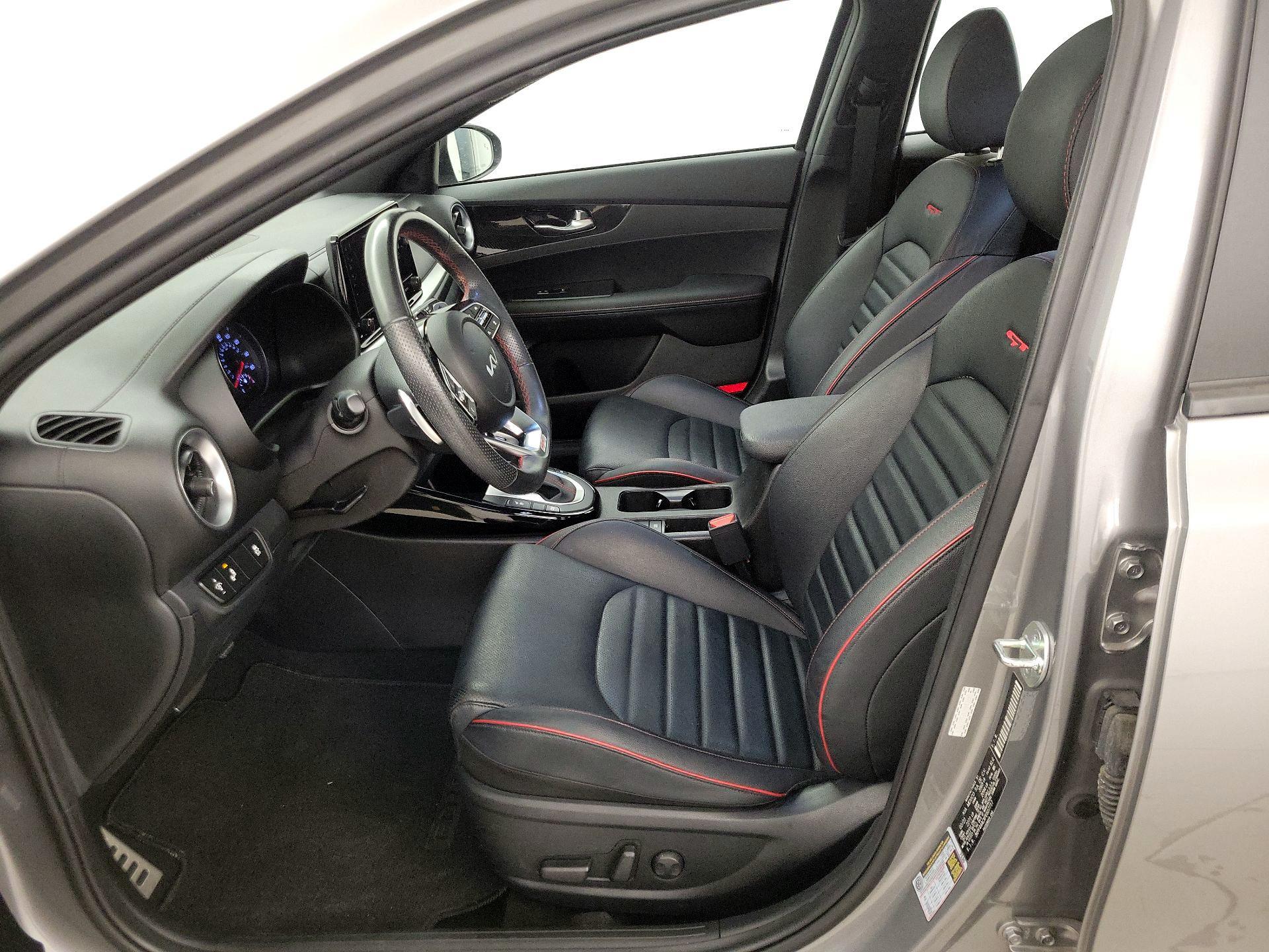 Thumbnail: 2023 Kia Forte - 11