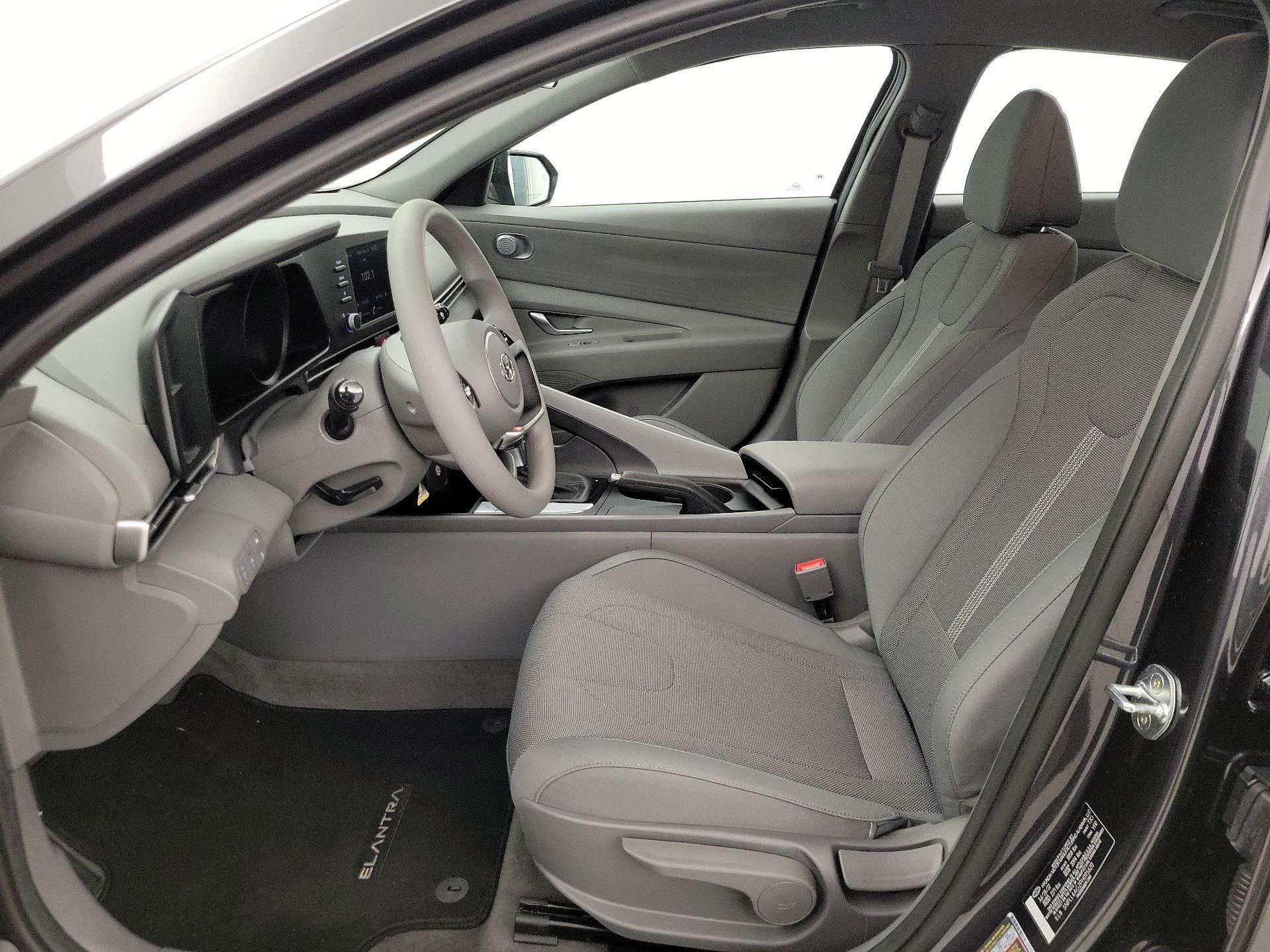 Thumbnail: 2023 Hyundai Elantra - 11