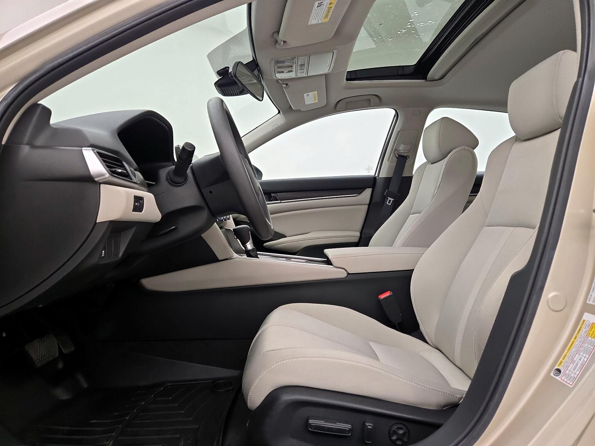 Thumbnail: 2019 Honda Accord - 11