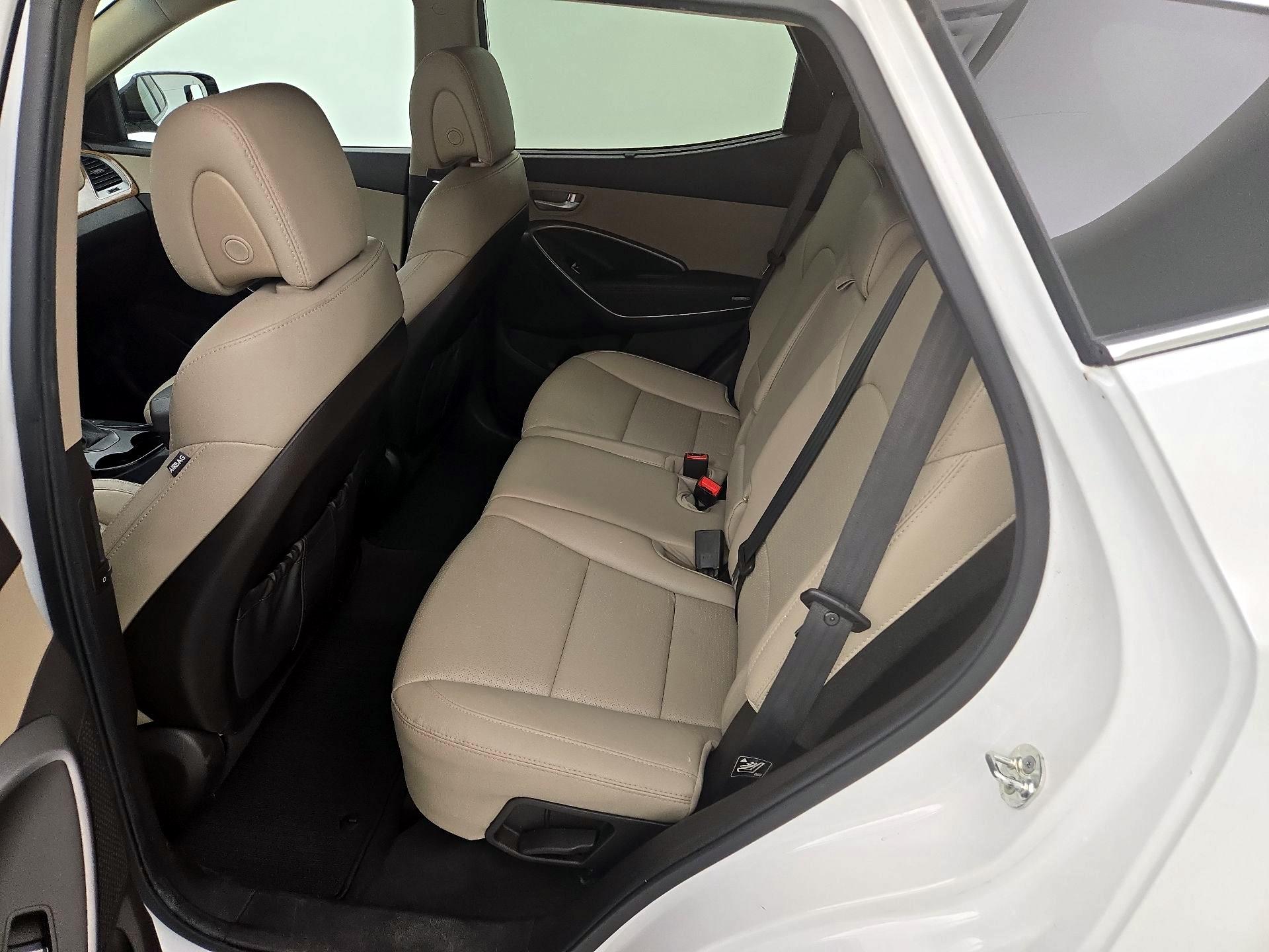 Thumbnail: 2014 Hyundai Santa Fe - 19