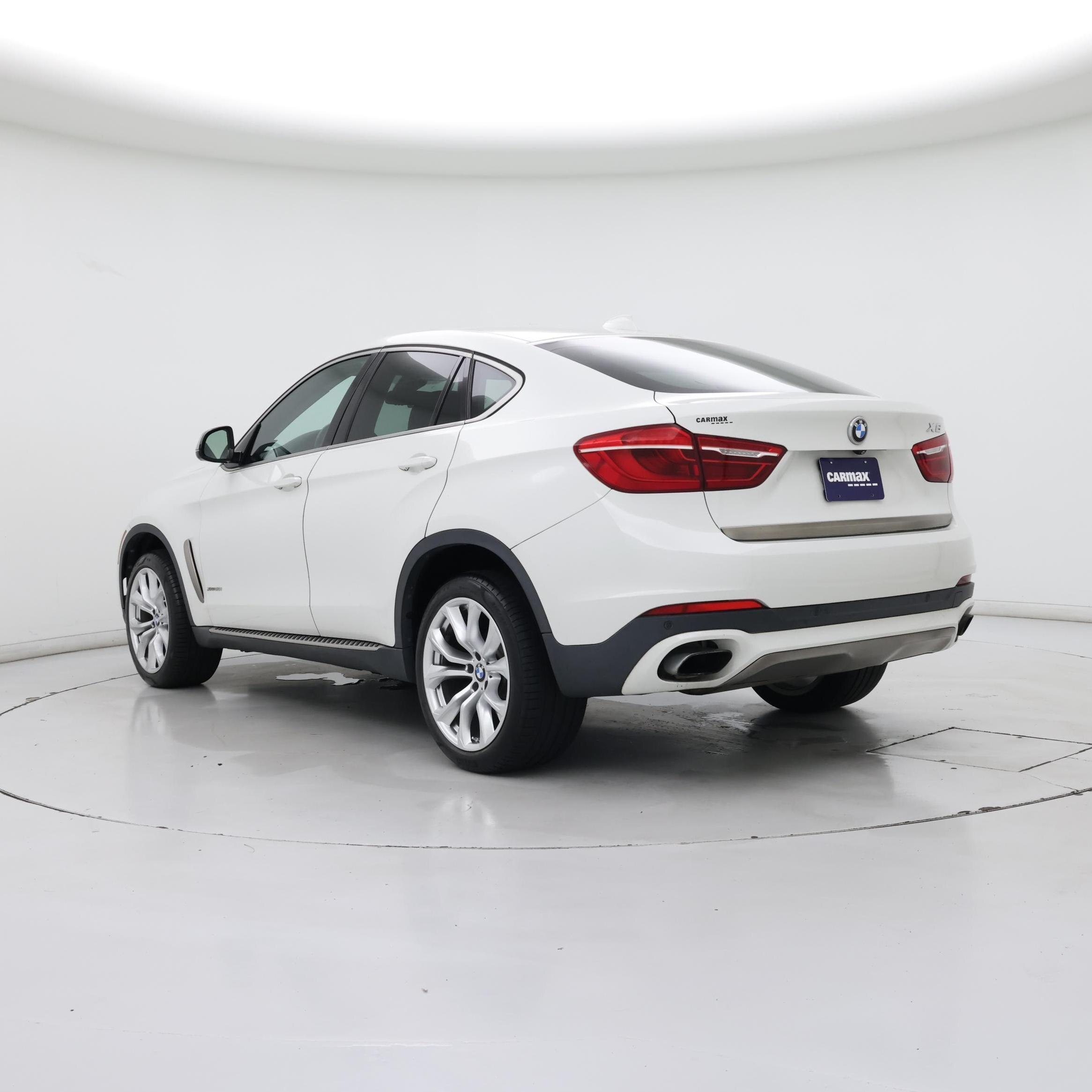 Thumbnail: 2015 BMW X6 - 2