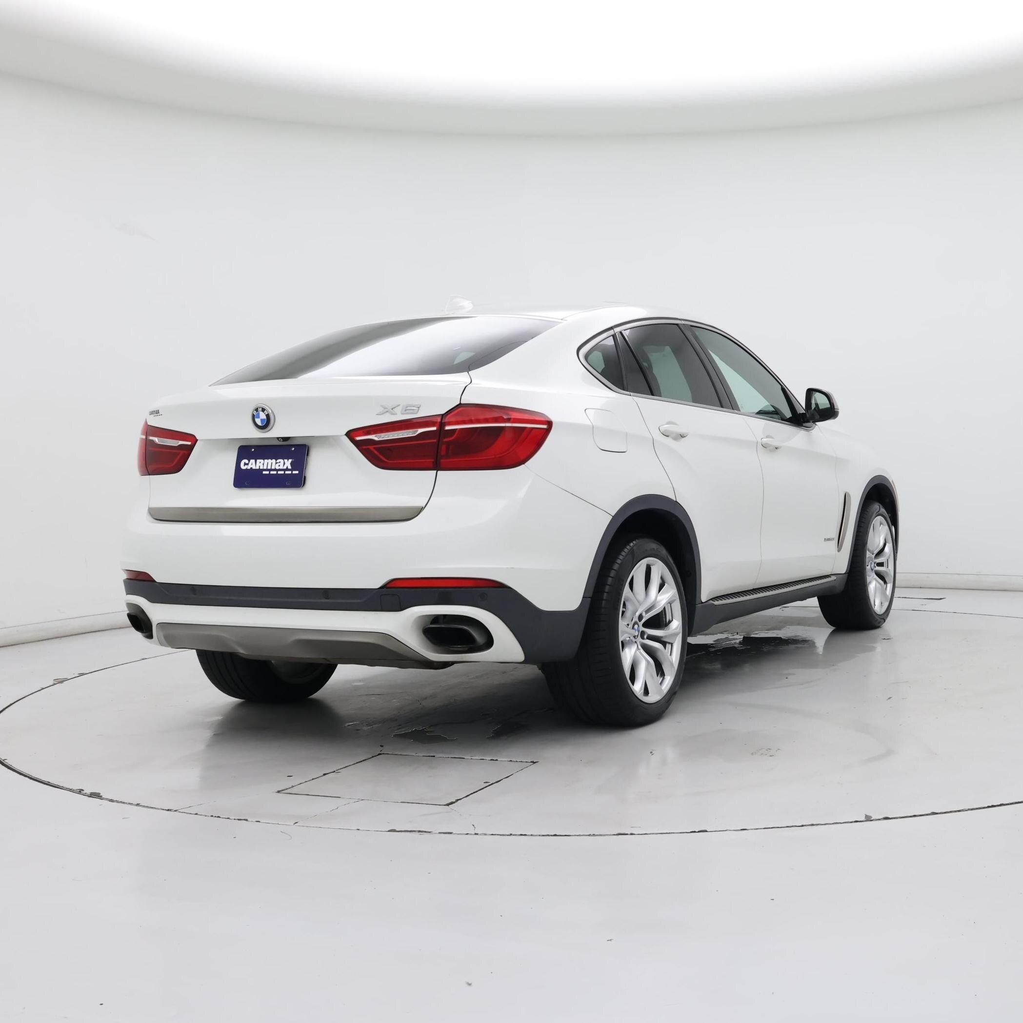 Thumbnail: 2015 BMW X6 - 8