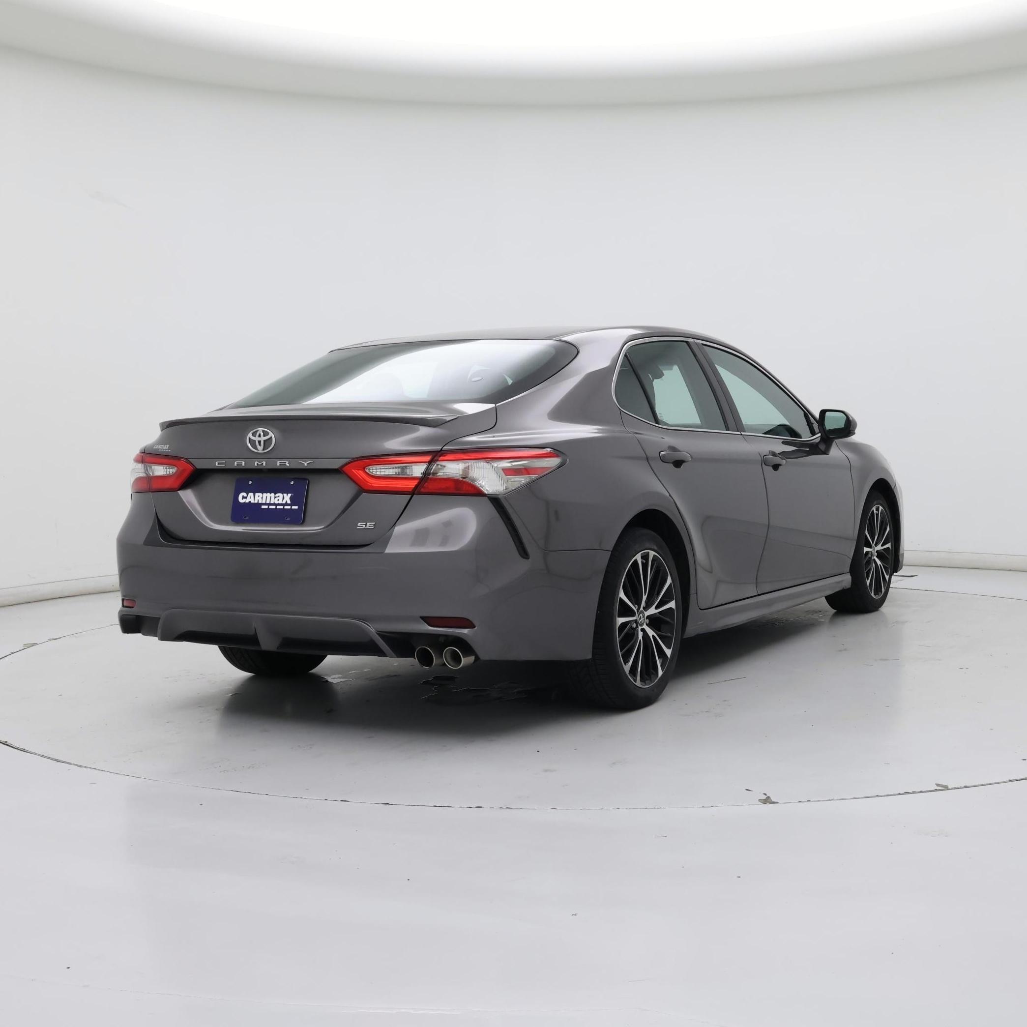 Thumbnail: 2018 Toyota Camry - 8