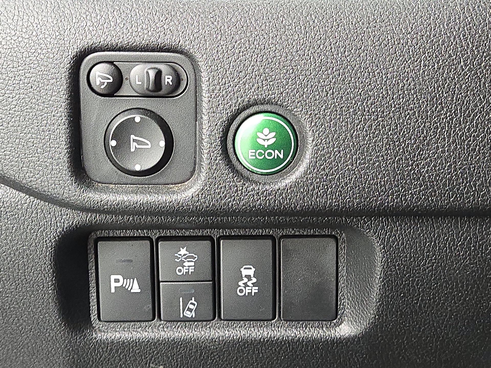 Thumbnail: 2019 Honda Passport - 13