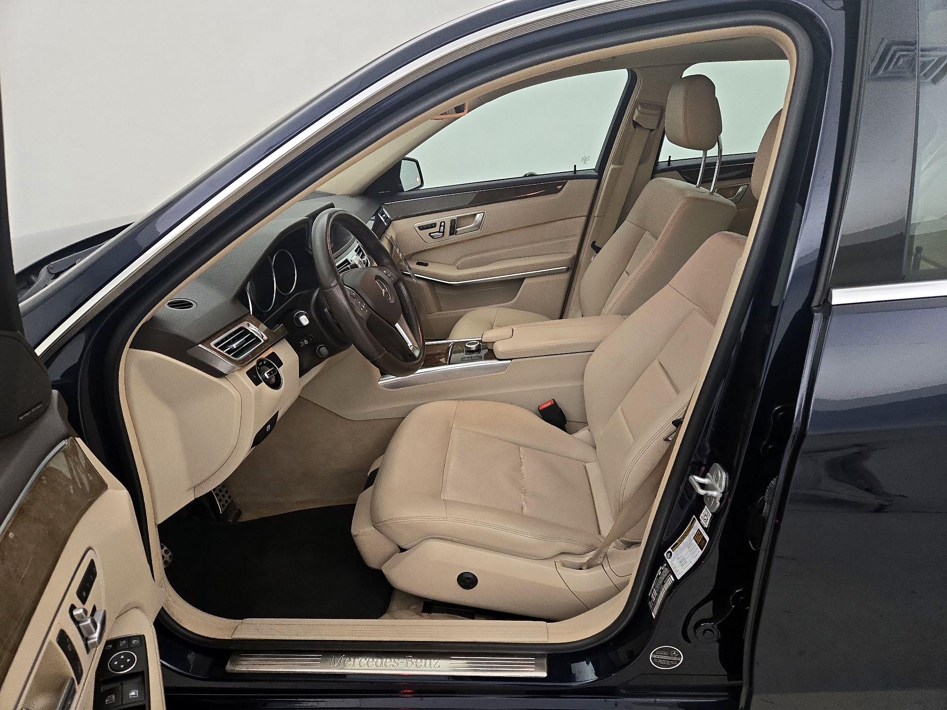 Thumbnail: 2016 Mercedes-Benz E-Class - 11