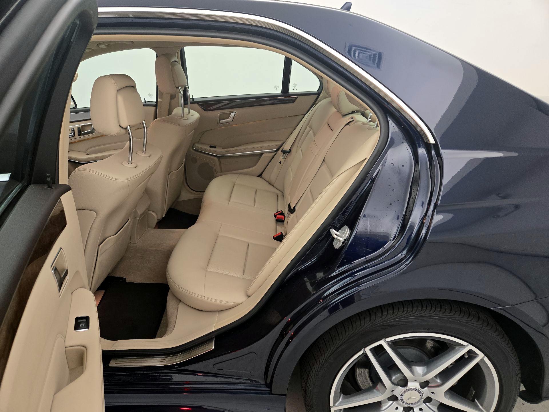 Thumbnail: 2016 Mercedes-Benz E-Class - 19