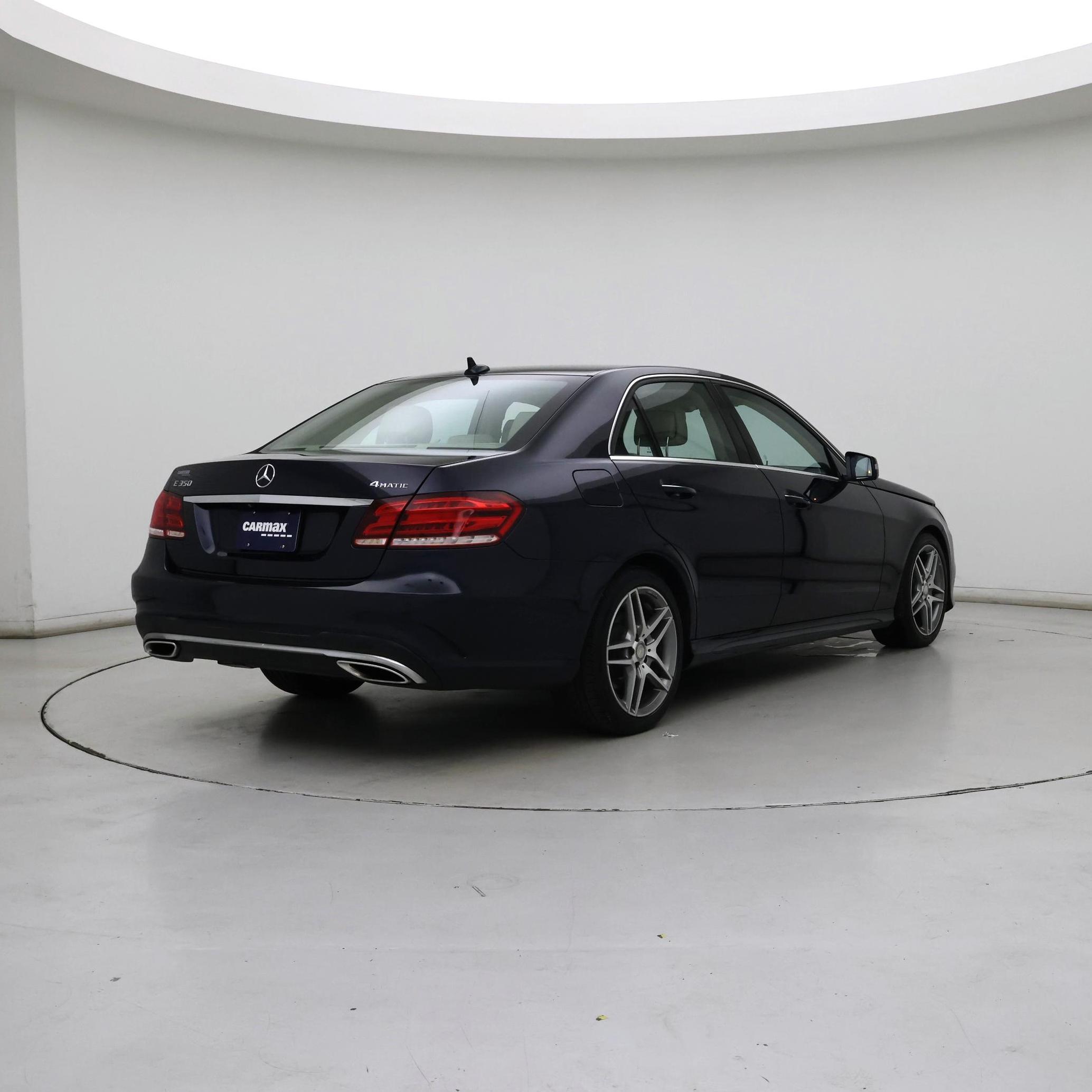 Thumbnail: 2016 Mercedes-Benz E-Class - 8