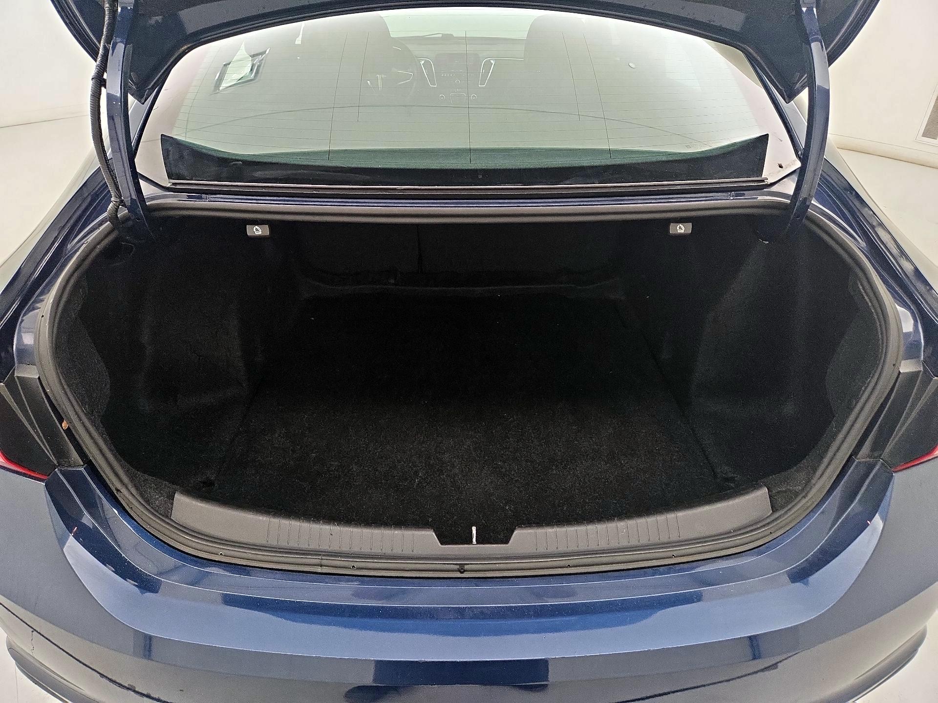 Thumbnail: 2021 Chevrolet Malibu - 19