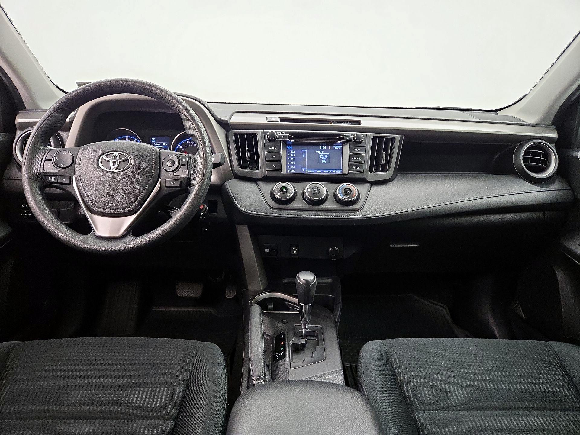 Thumbnail: 2018 Toyota RAV4 - 9