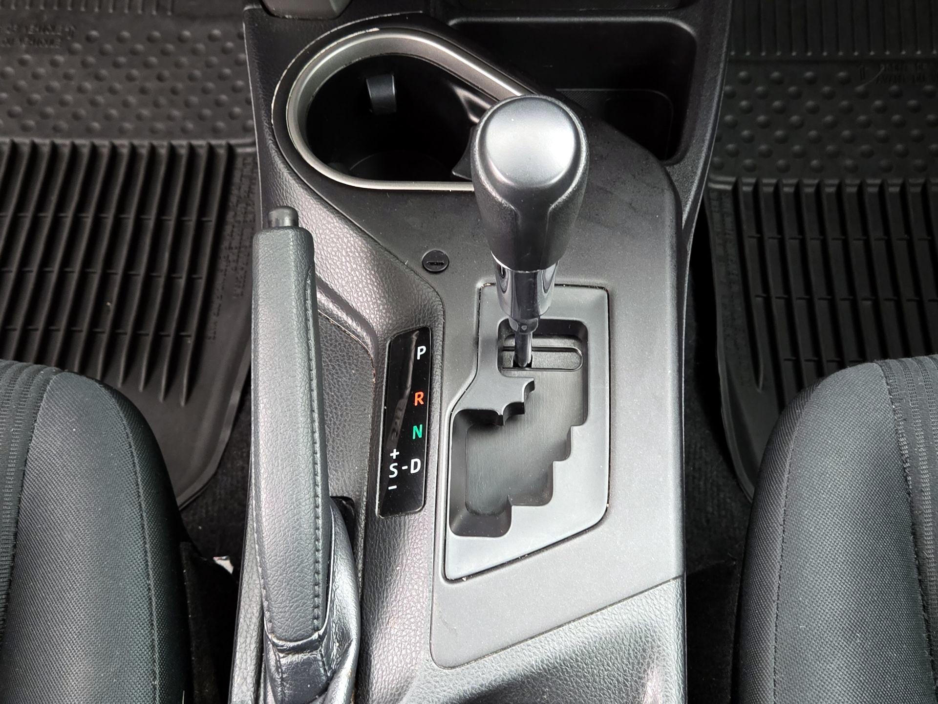 Thumbnail: 2018 Toyota RAV4 - 16