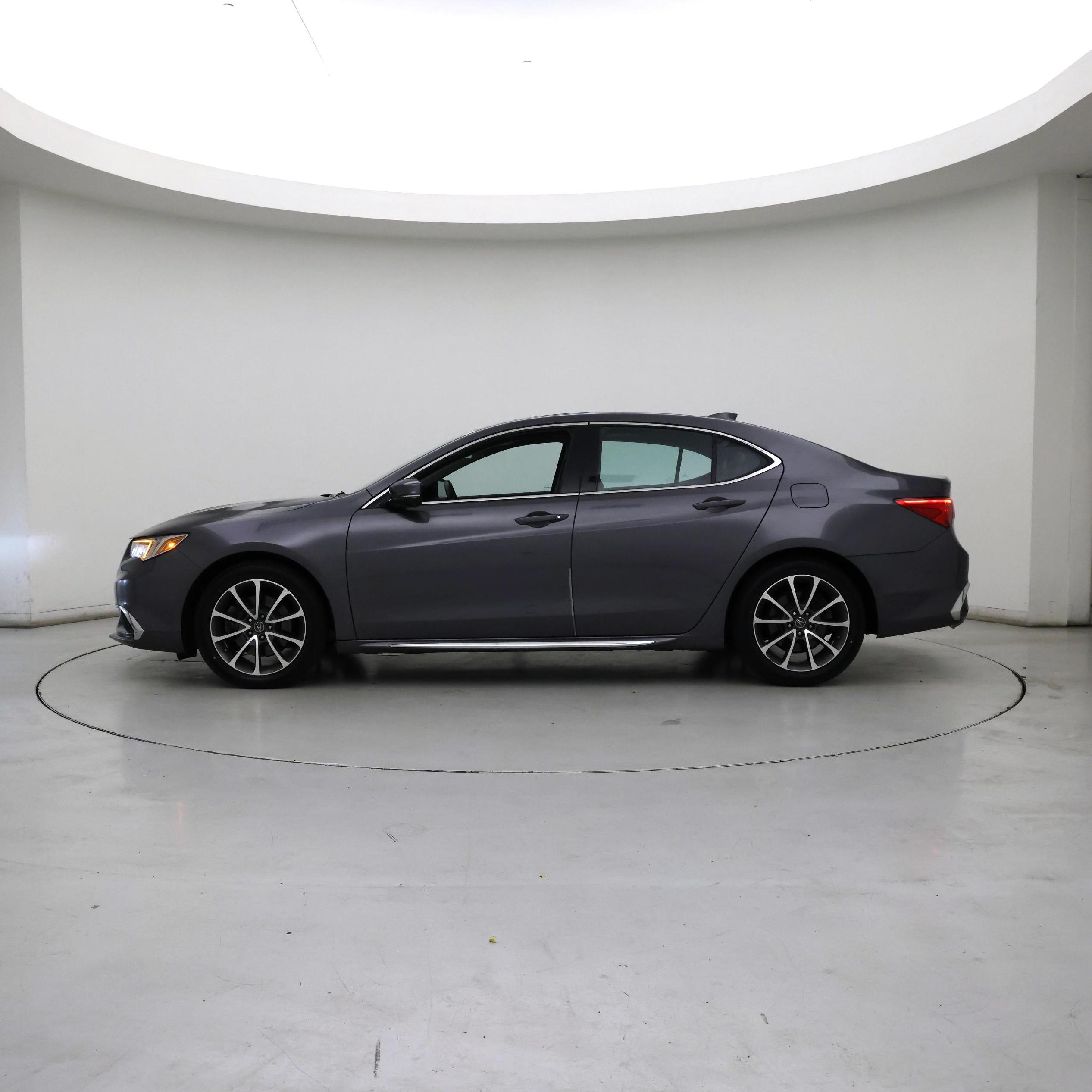 Thumbnail: 2018 Acura TLX - 3