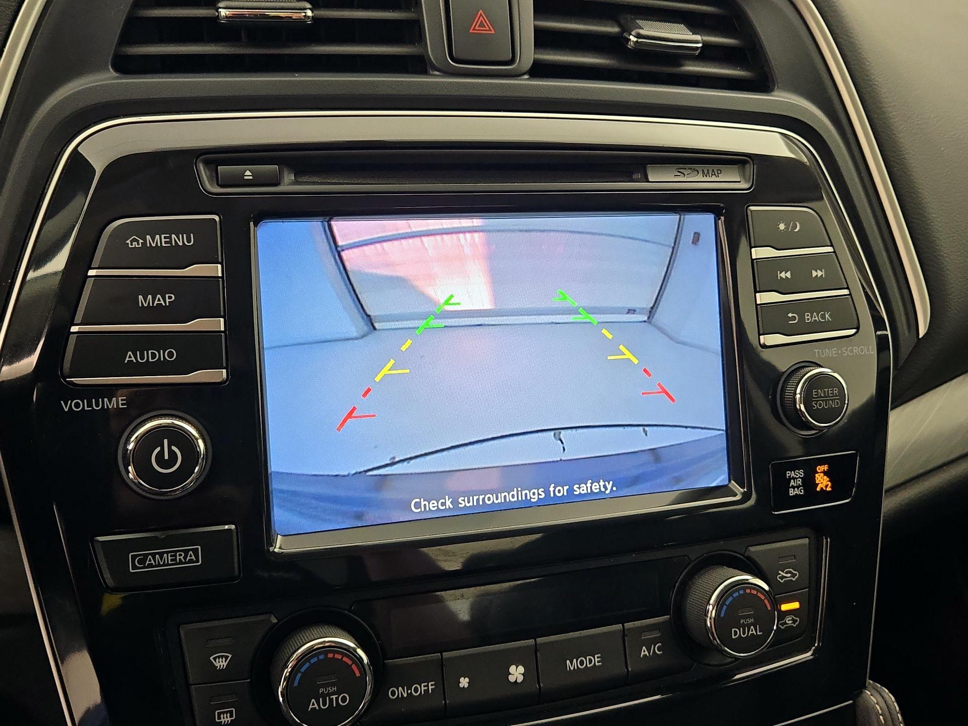 Thumbnail: 2016 Nissan Maxima - 15