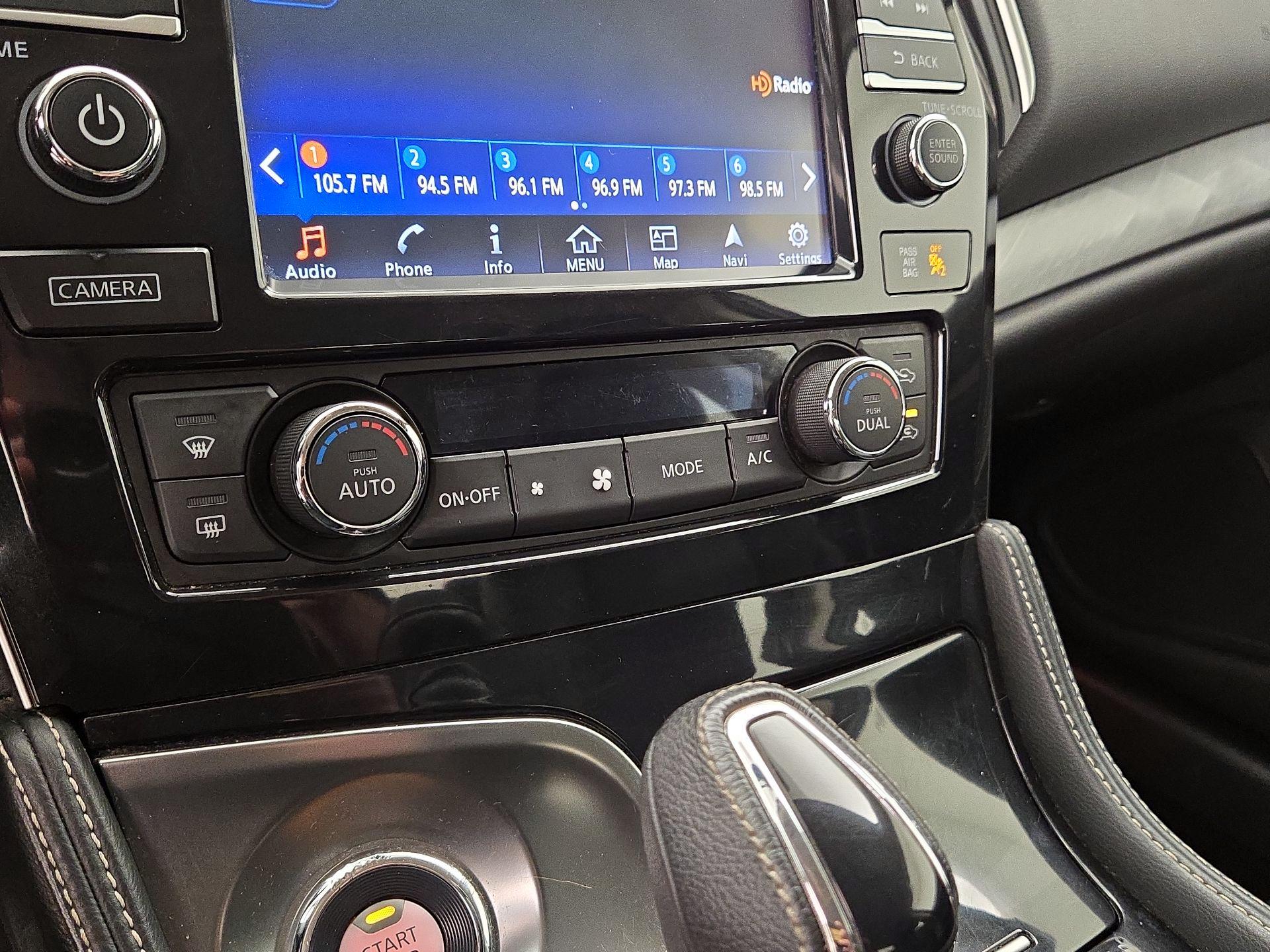 Thumbnail: 2016 Nissan Maxima - 17