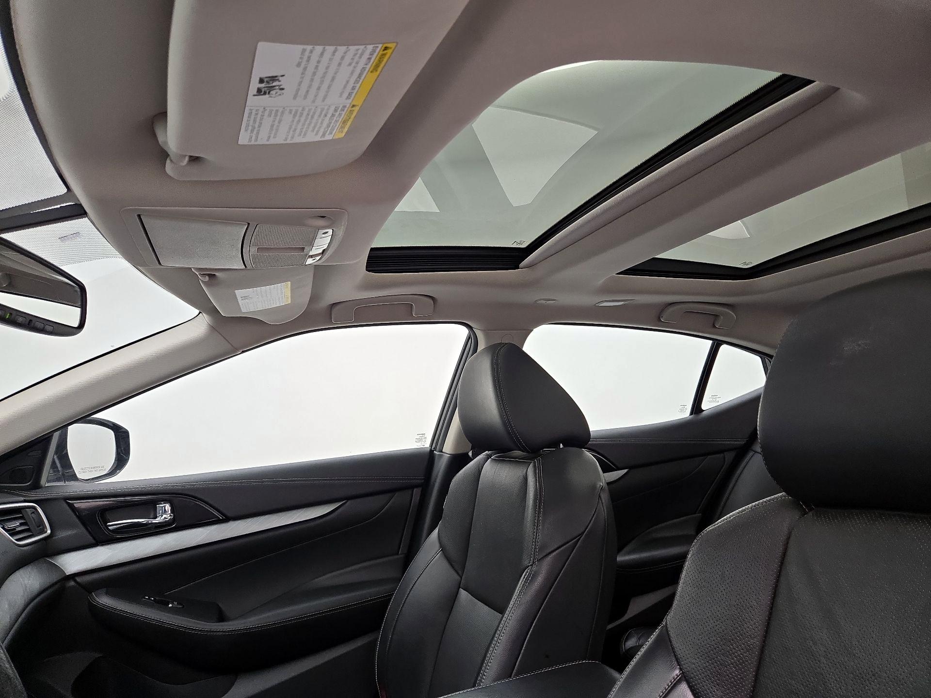 Thumbnail: 2016 Nissan Maxima - 20