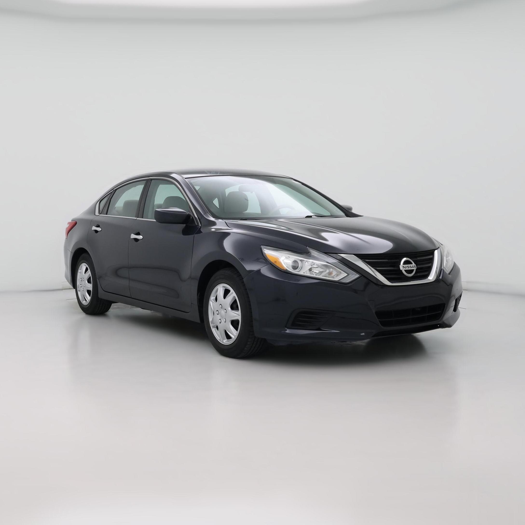Thumbnail: 2016 Nissan Altima - 1
