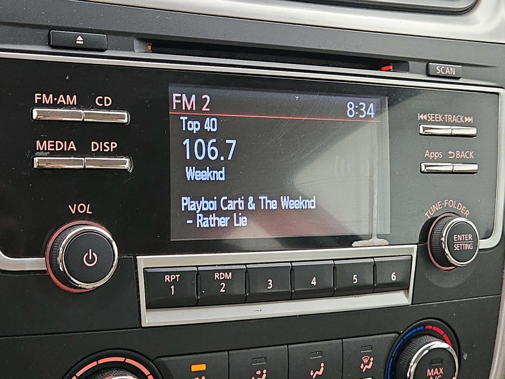 Thumbnail: 2016 Nissan Altima - 14