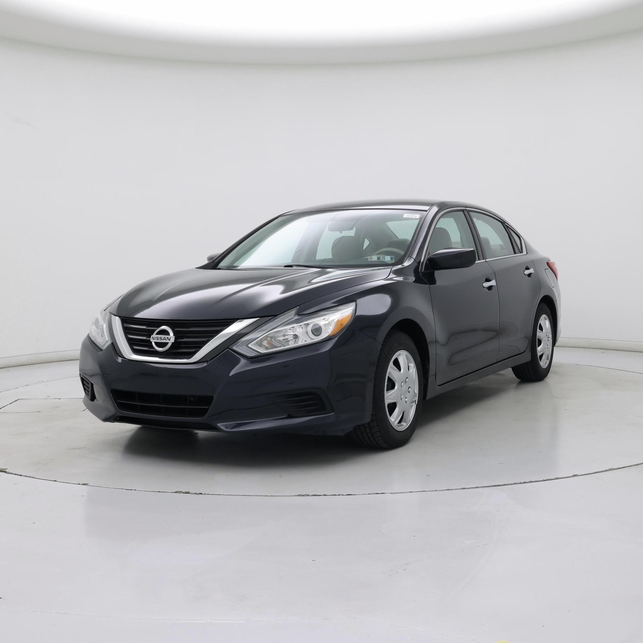 Thumbnail: 2016 Nissan Altima - 4