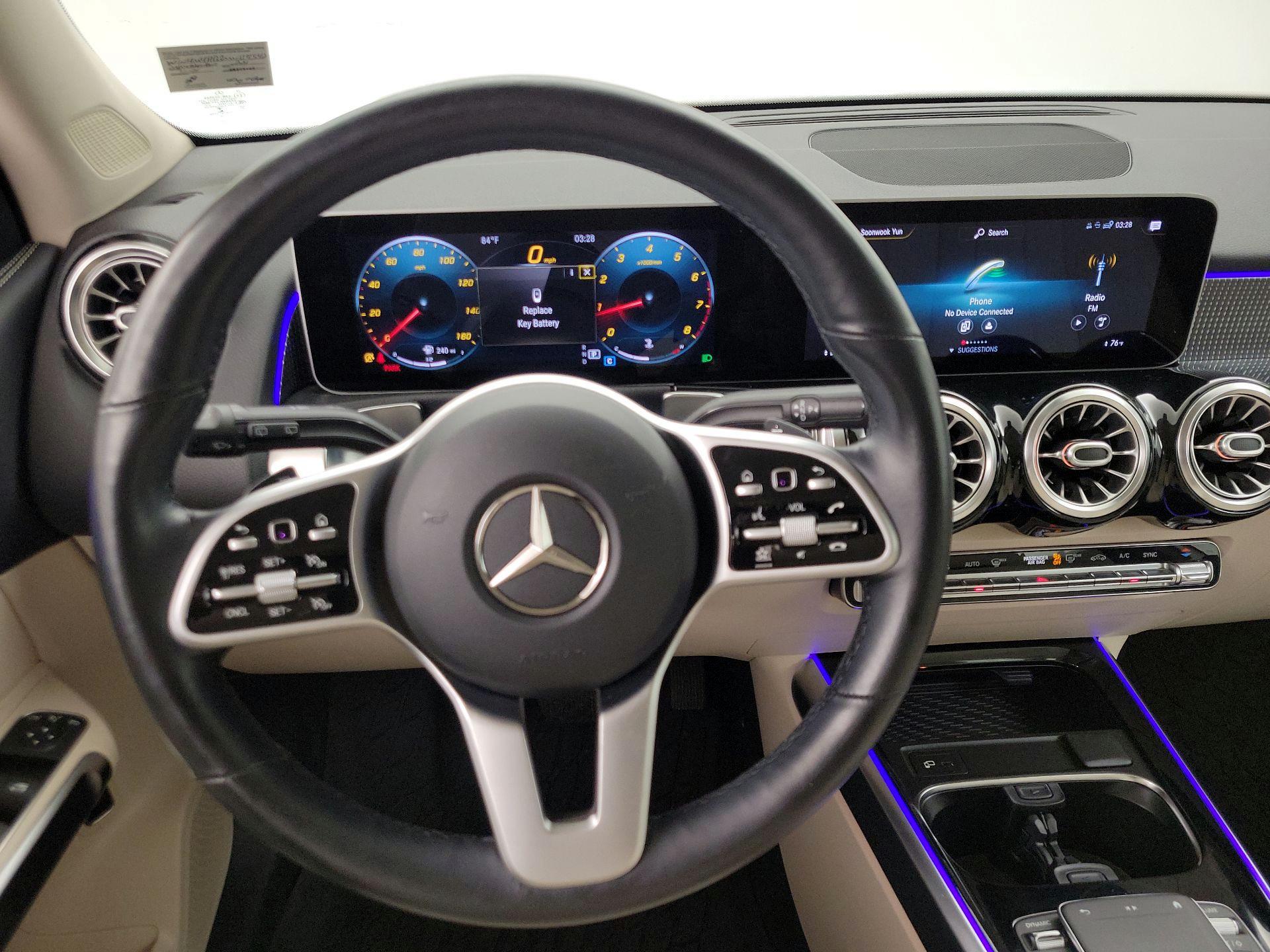 Thumbnail: 2021 Mercedes-Benz GLB - 10
