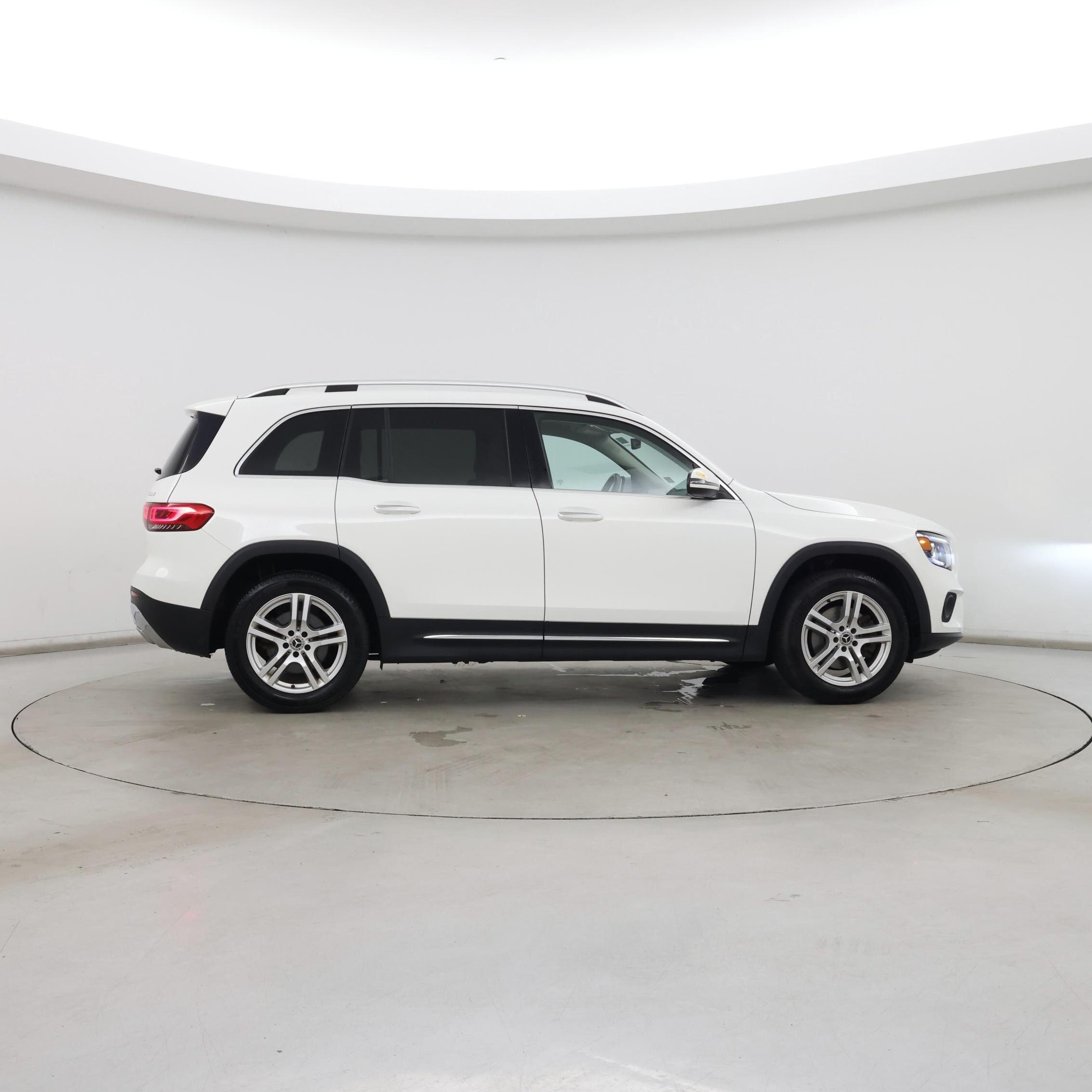 Thumbnail: 2021 Mercedes-Benz GLB - 7
