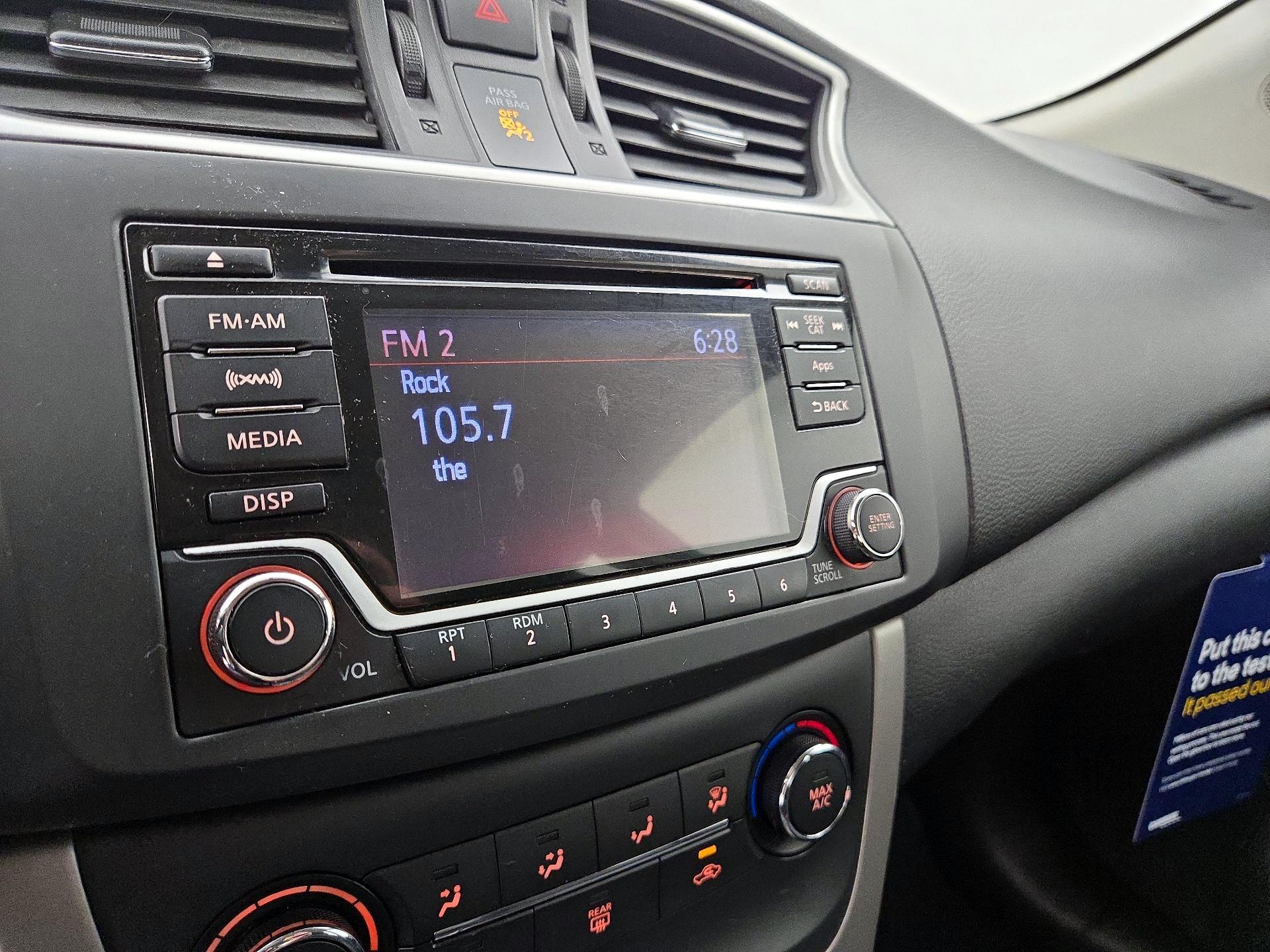 Thumbnail: 2015 Nissan Sentra - 15