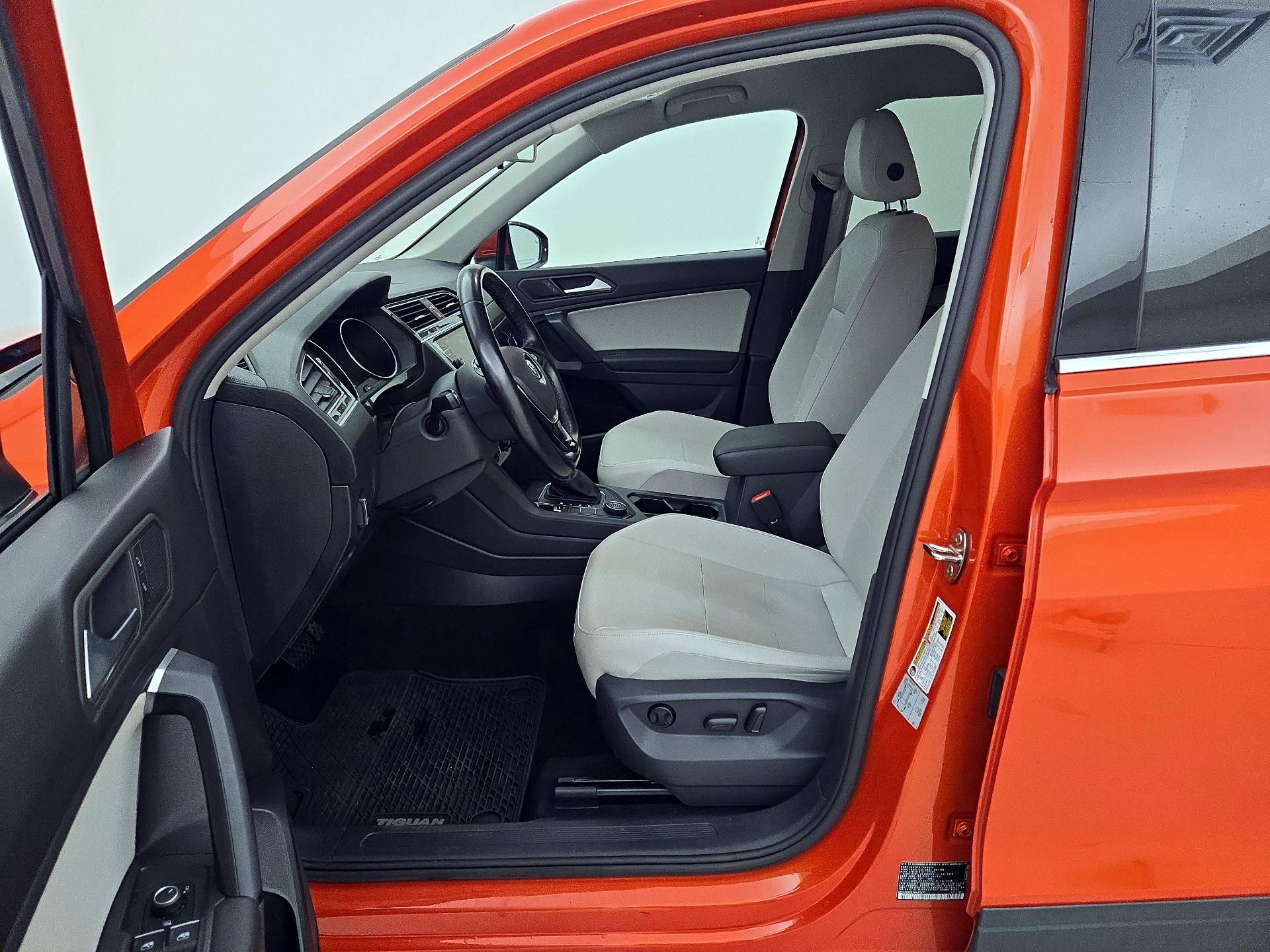 Thumbnail: 2019 Volkswagen Tiguan - 11