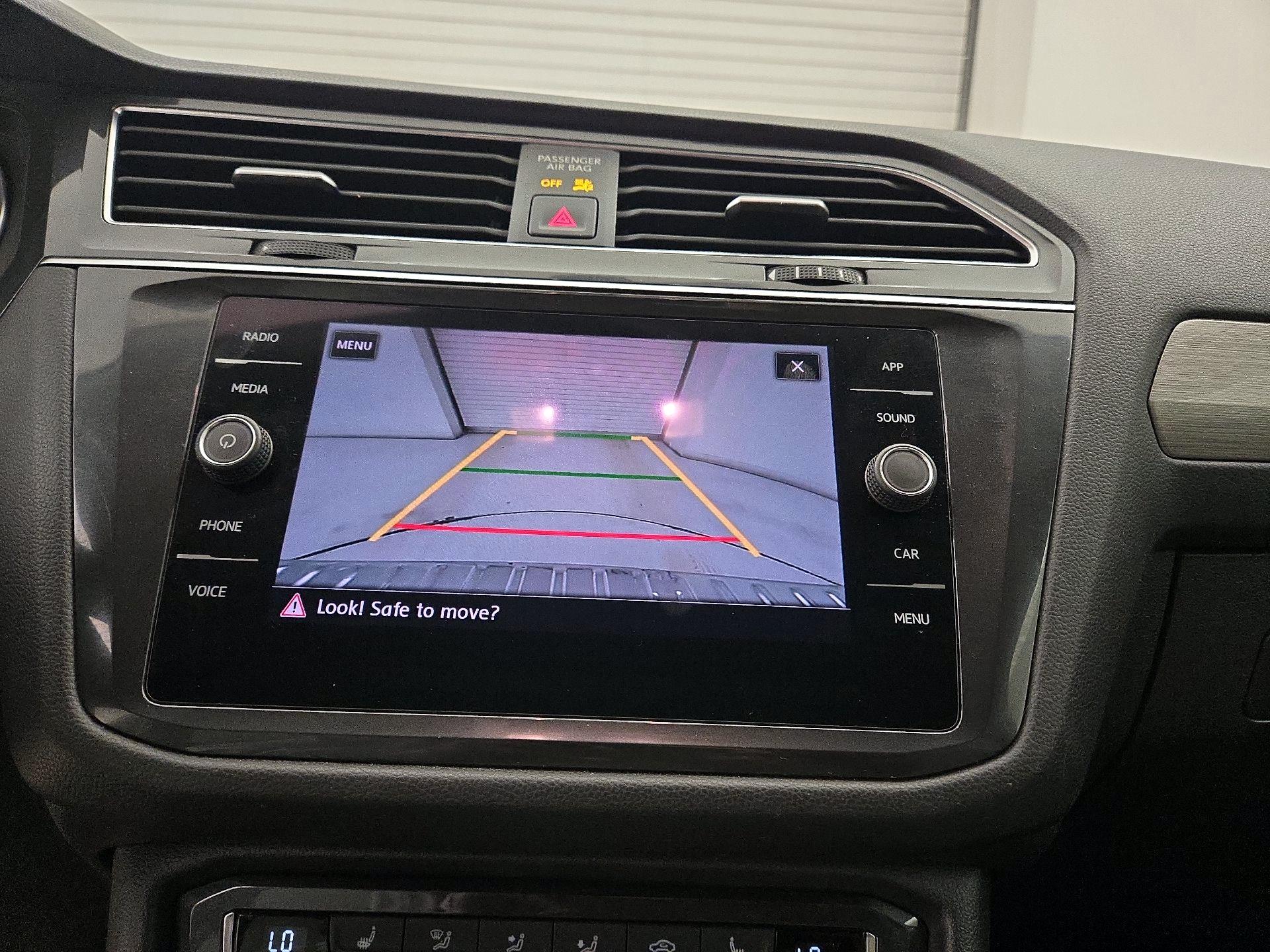 Thumbnail: 2019 Volkswagen Tiguan - 14