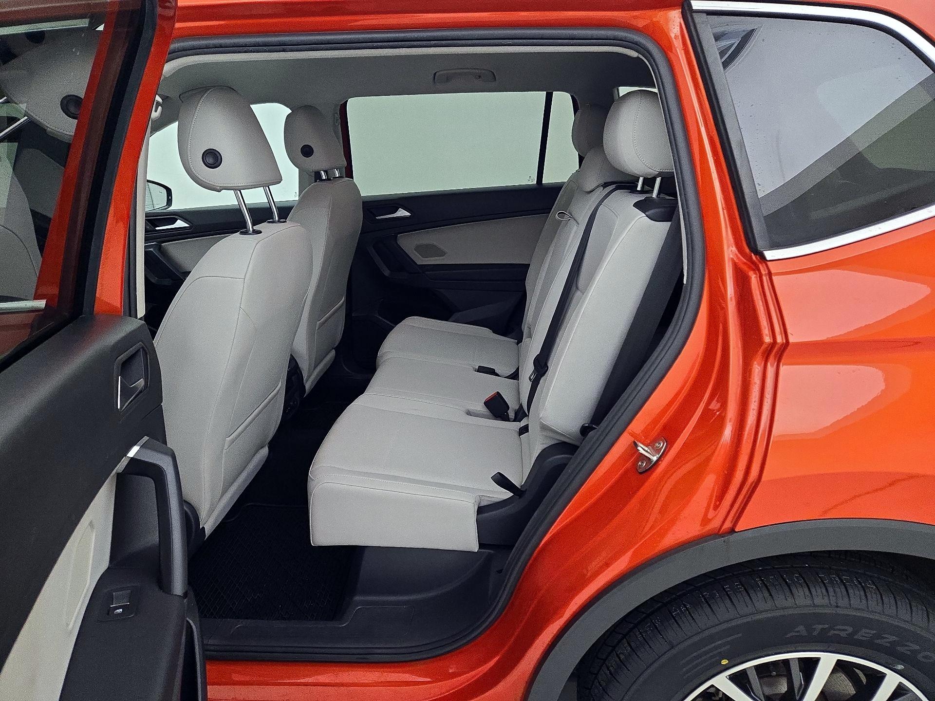 Thumbnail: 2019 Volkswagen Tiguan - 18
