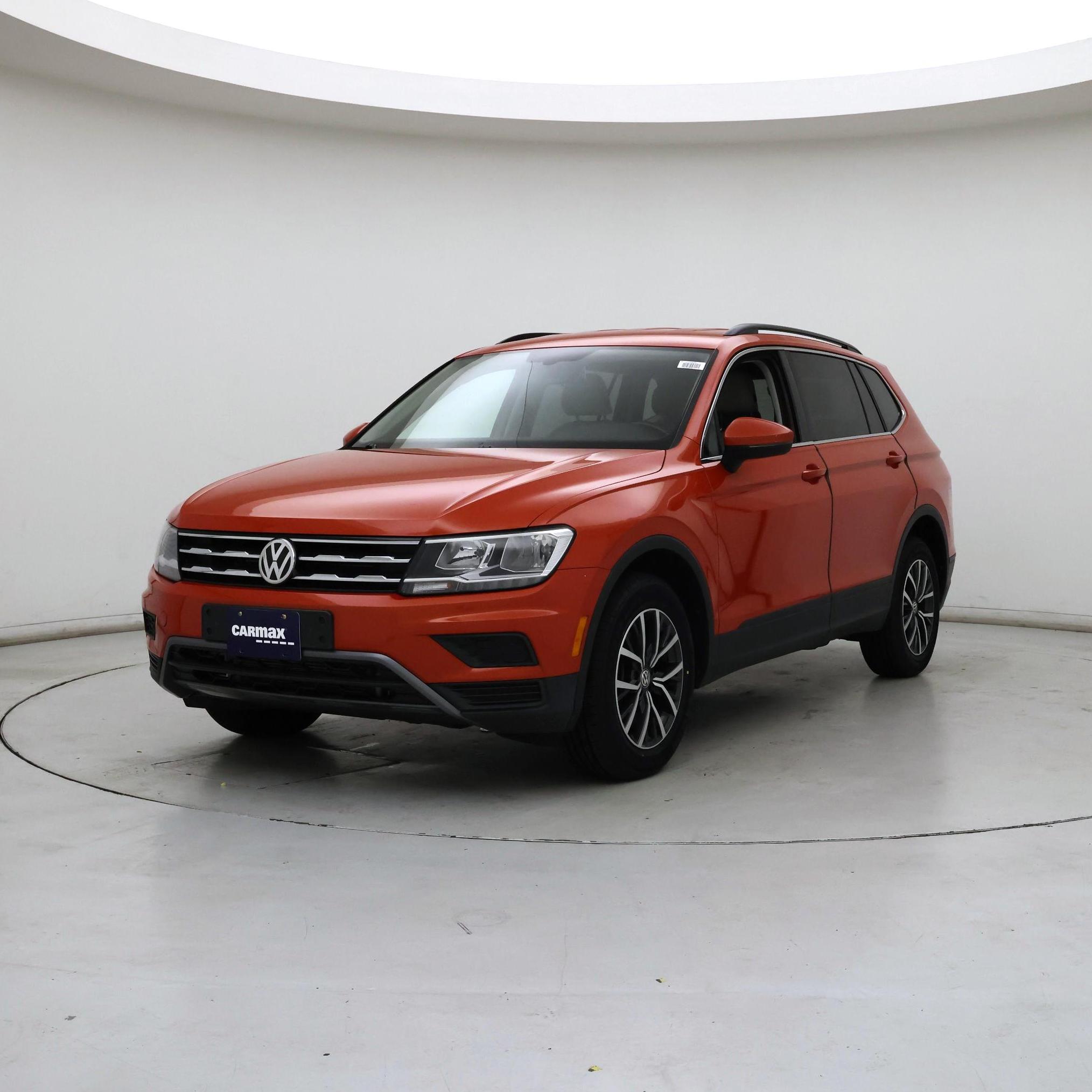 Thumbnail: 2019 Volkswagen Tiguan - 4