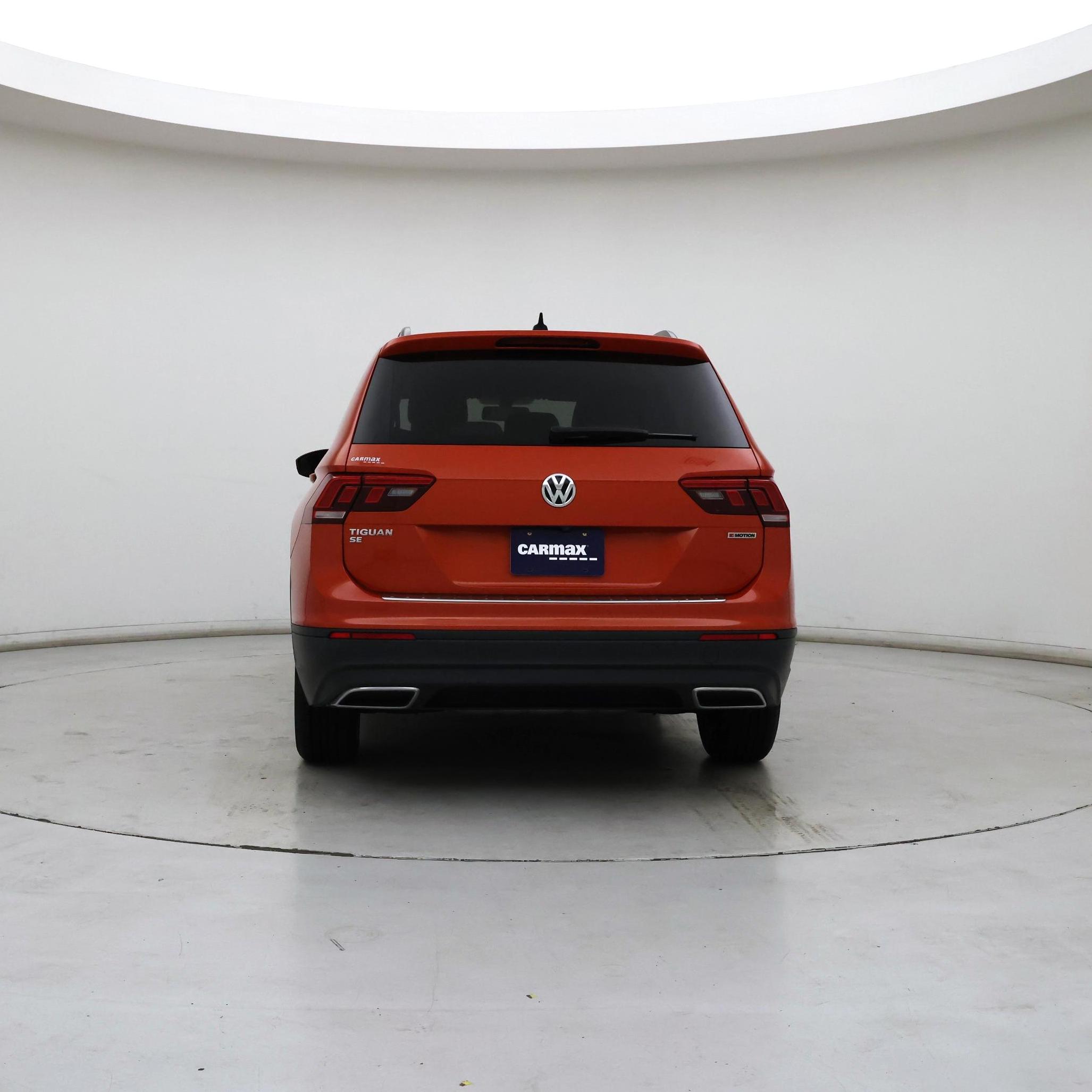 Thumbnail: 2019 Volkswagen Tiguan - 6