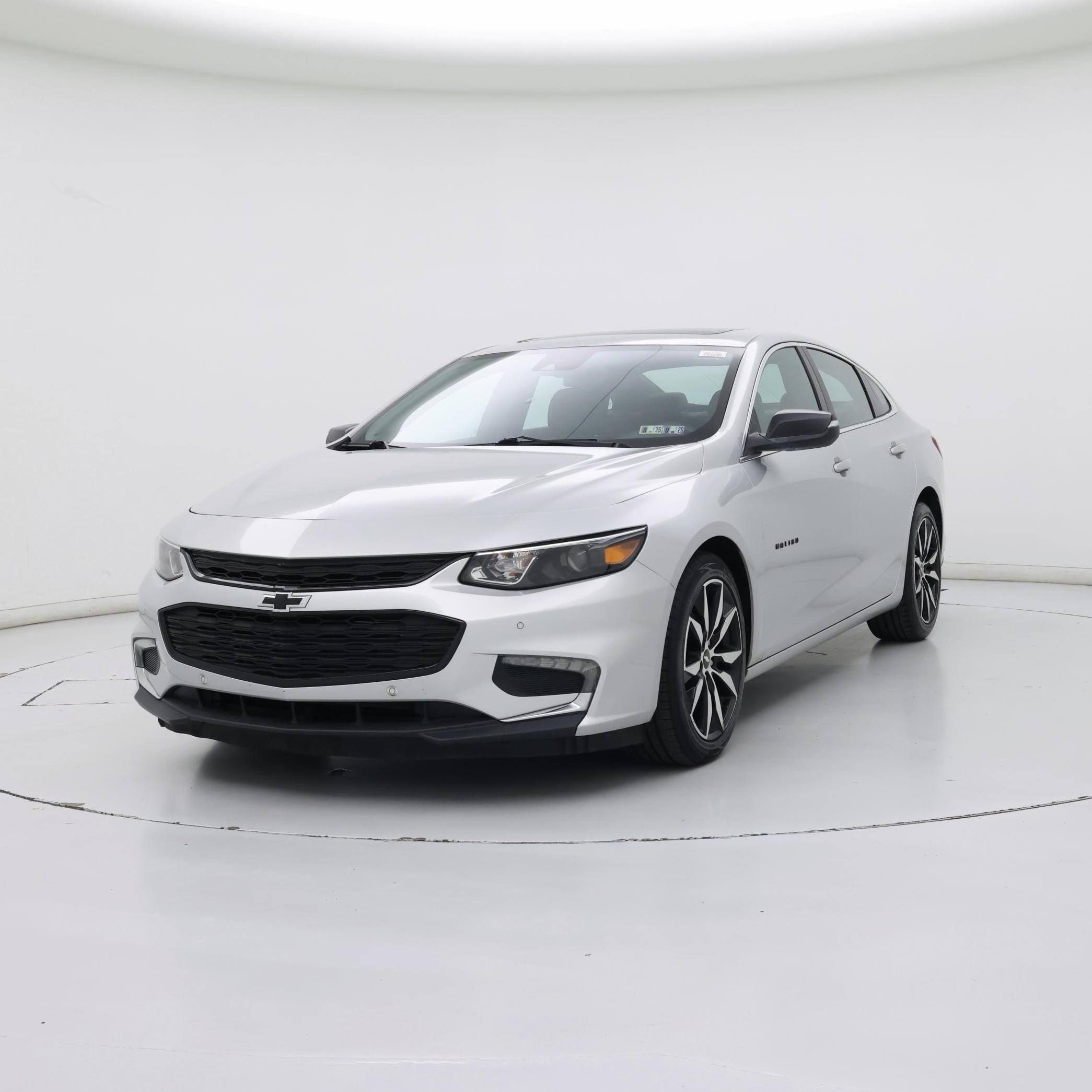 Thumbnail: 2018 Chevrolet Malibu - 4
