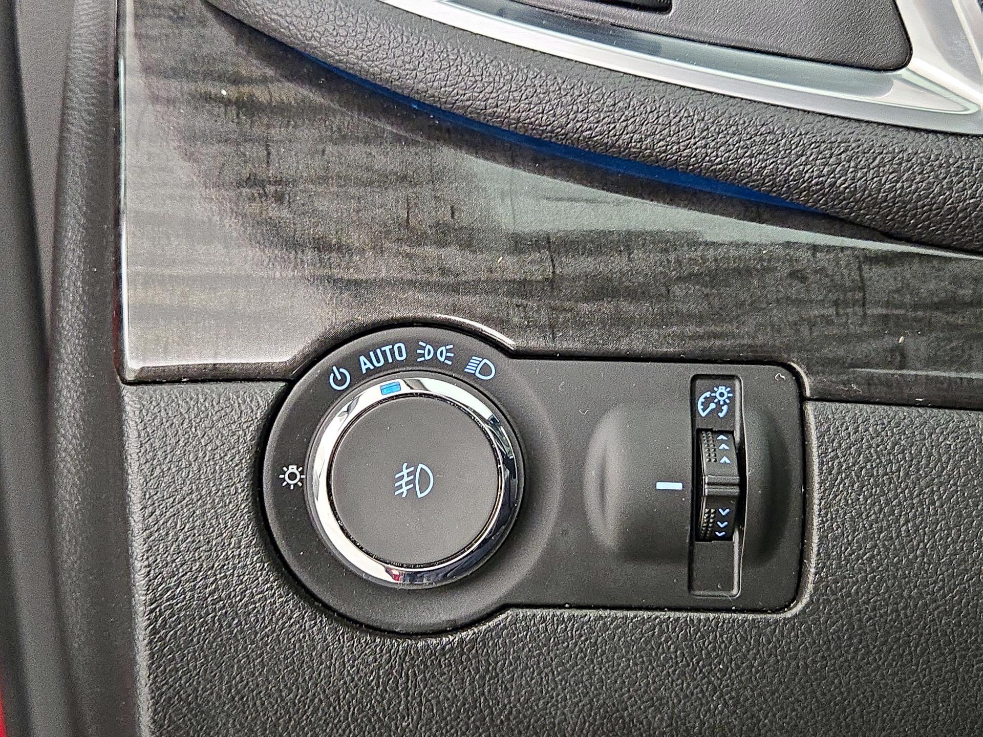 Thumbnail: 2015 Buick Encore - 13