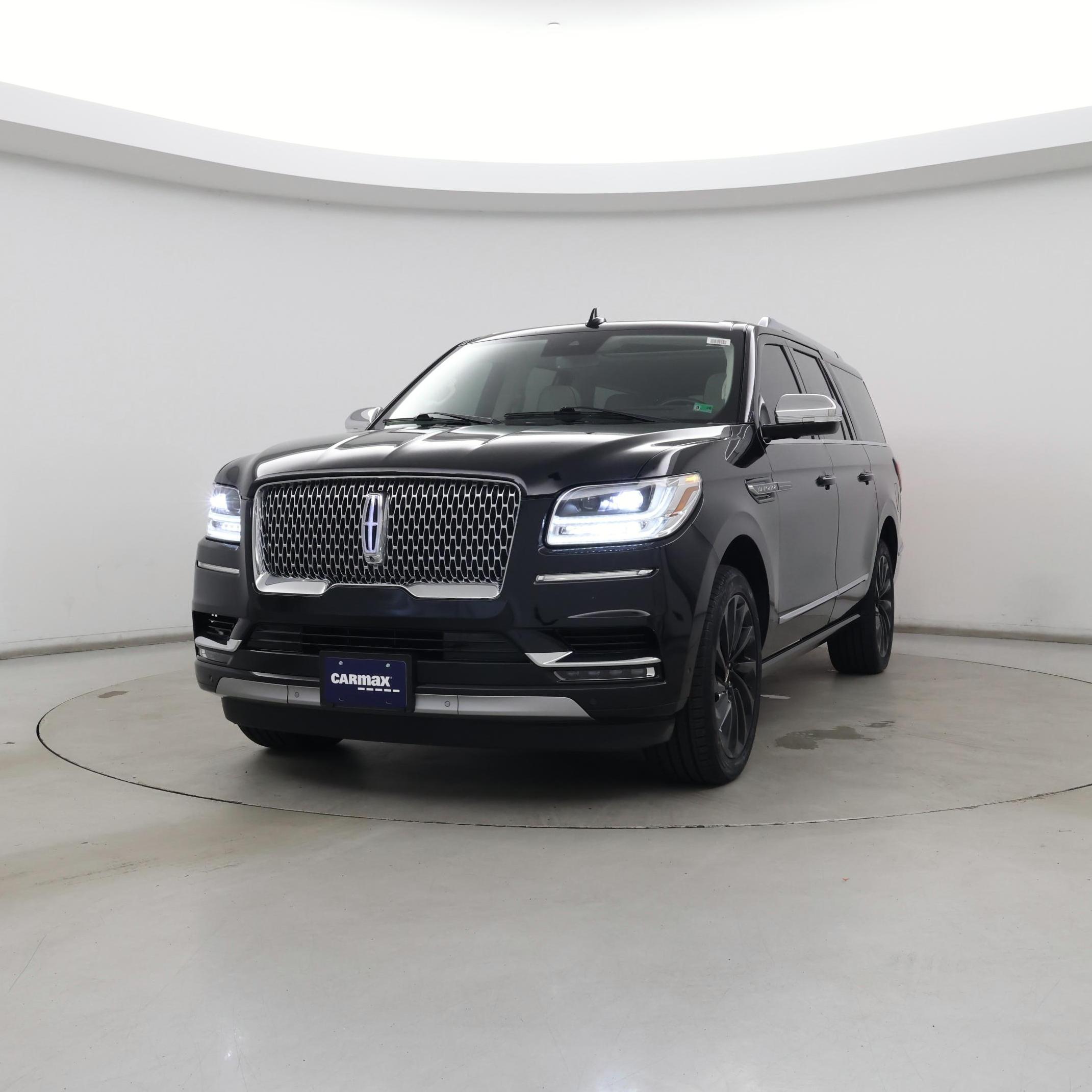 Thumbnail: 2021 Lincoln Navigator L - 4