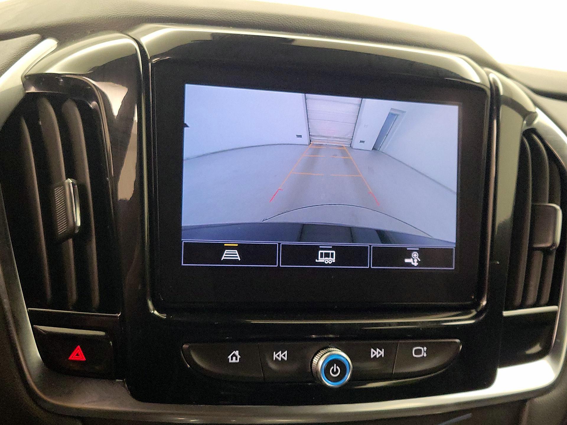 Thumbnail: 2023 Chevrolet Traverse - 14