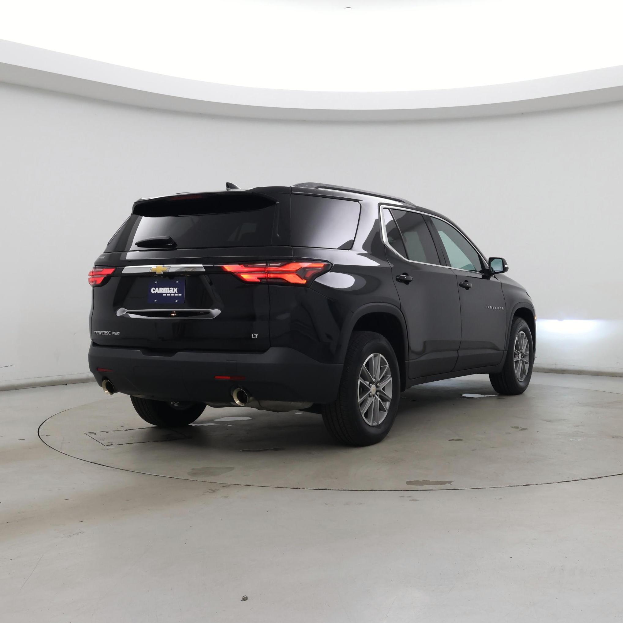 Thumbnail: 2023 Chevrolet Traverse - 8