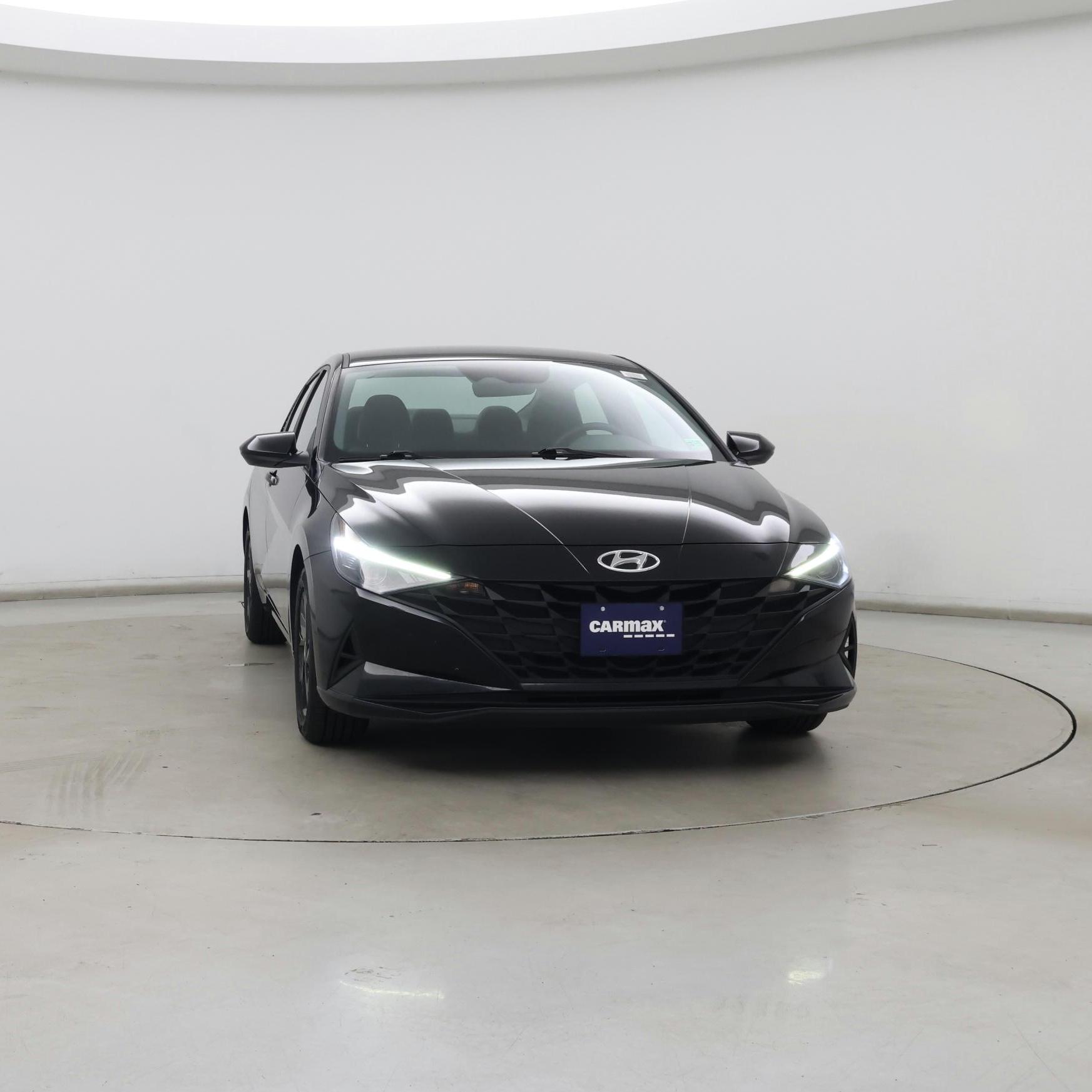 Thumbnail: 2023 Hyundai Elantra - 5