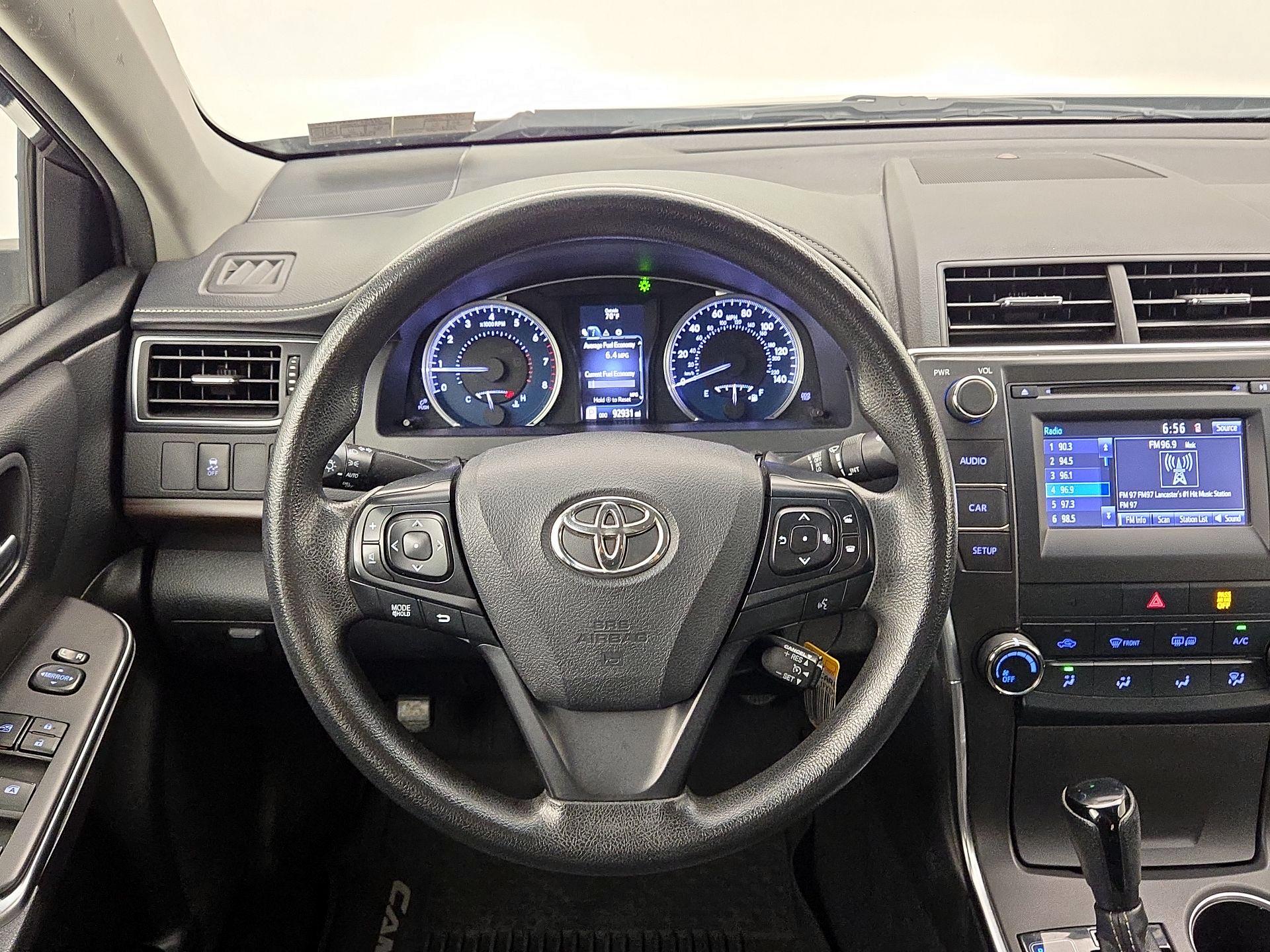 Thumbnail: 2017 Toyota Camry - 10