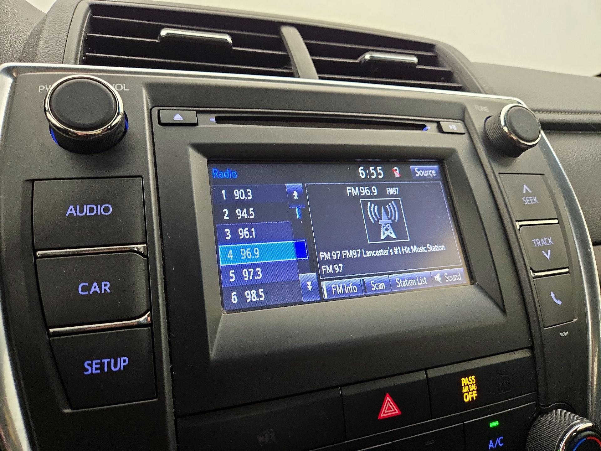 Thumbnail: 2017 Toyota Camry - 15
