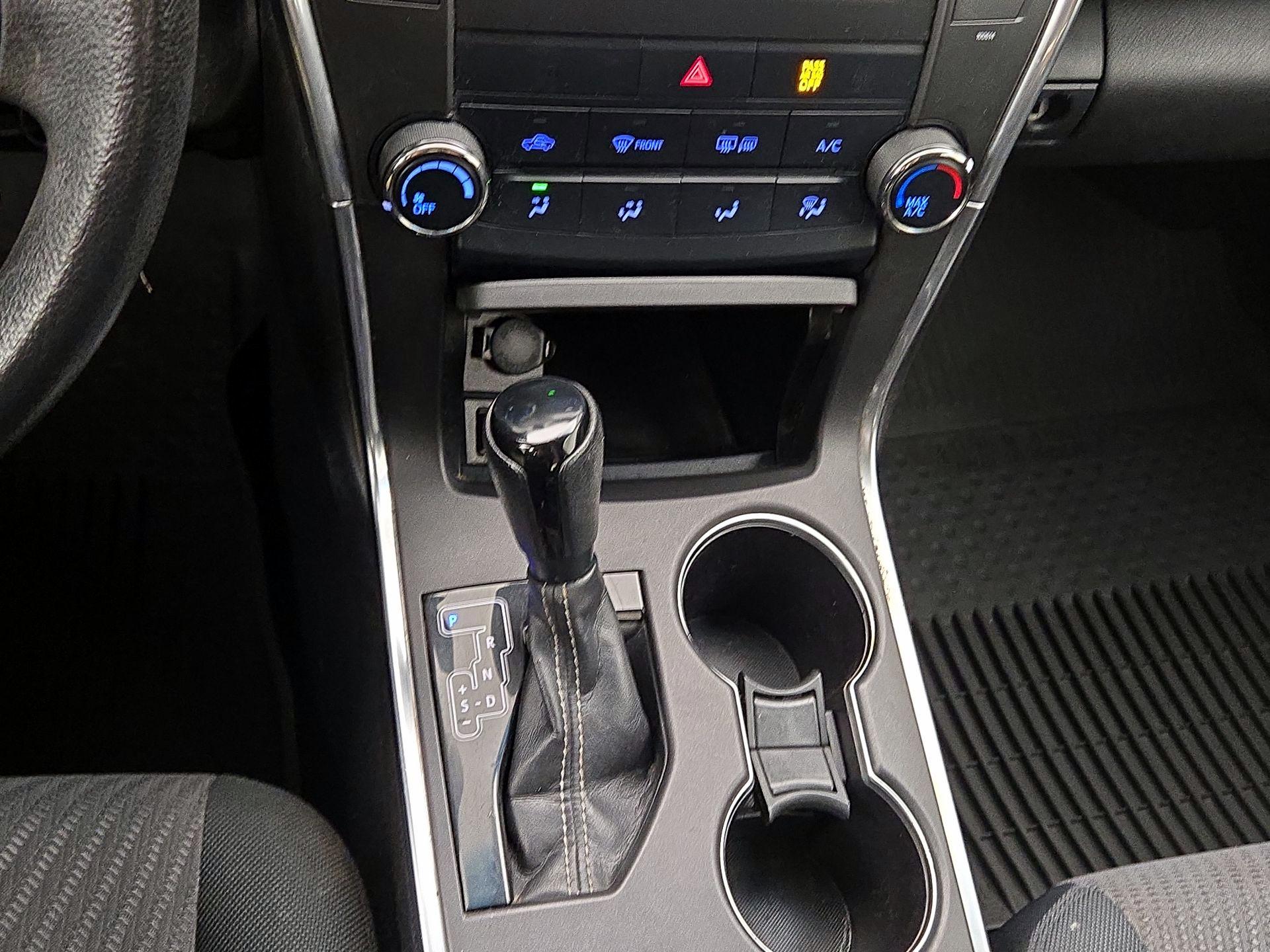 Thumbnail: 2017 Toyota Camry - 17