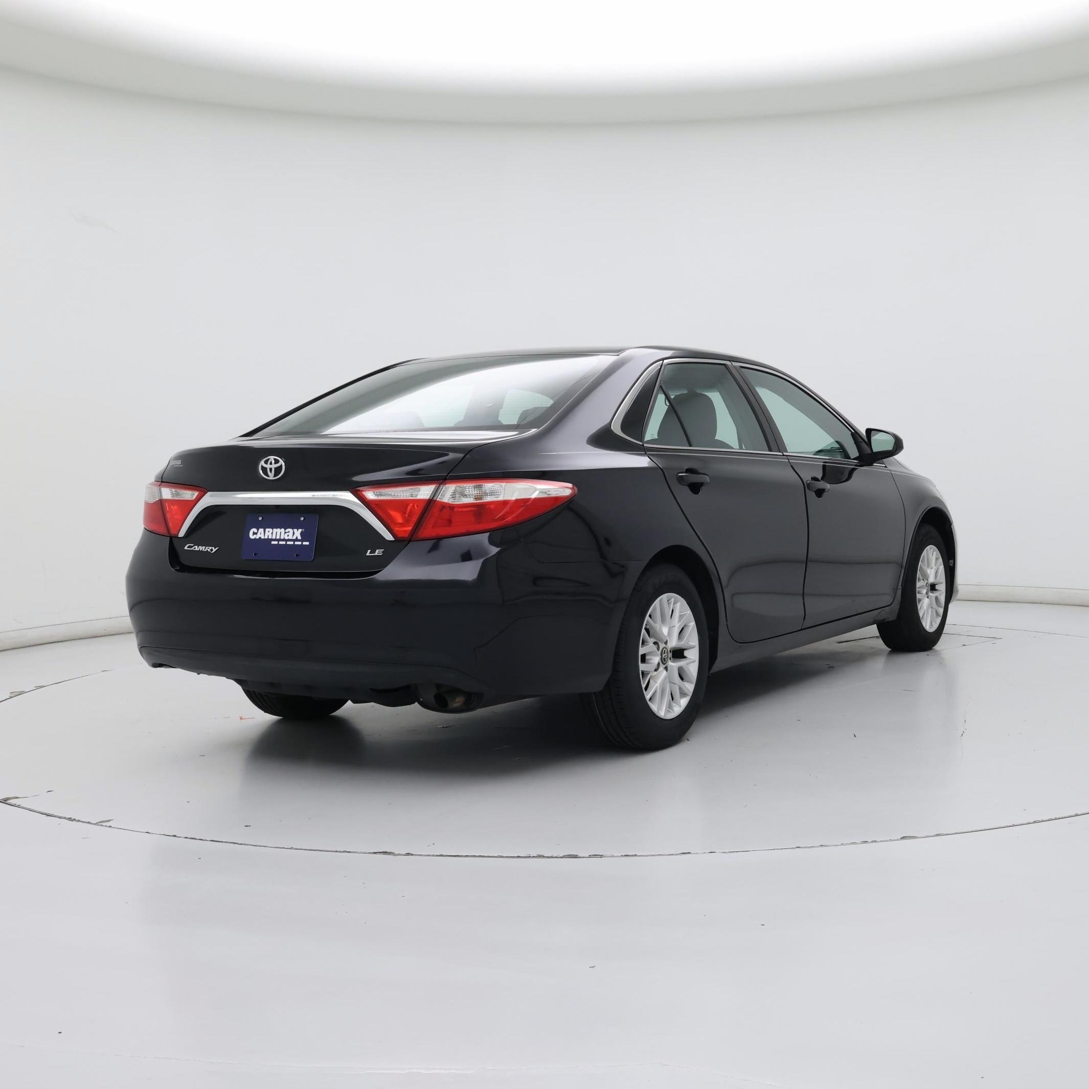 Thumbnail: 2017 Toyota Camry - 8