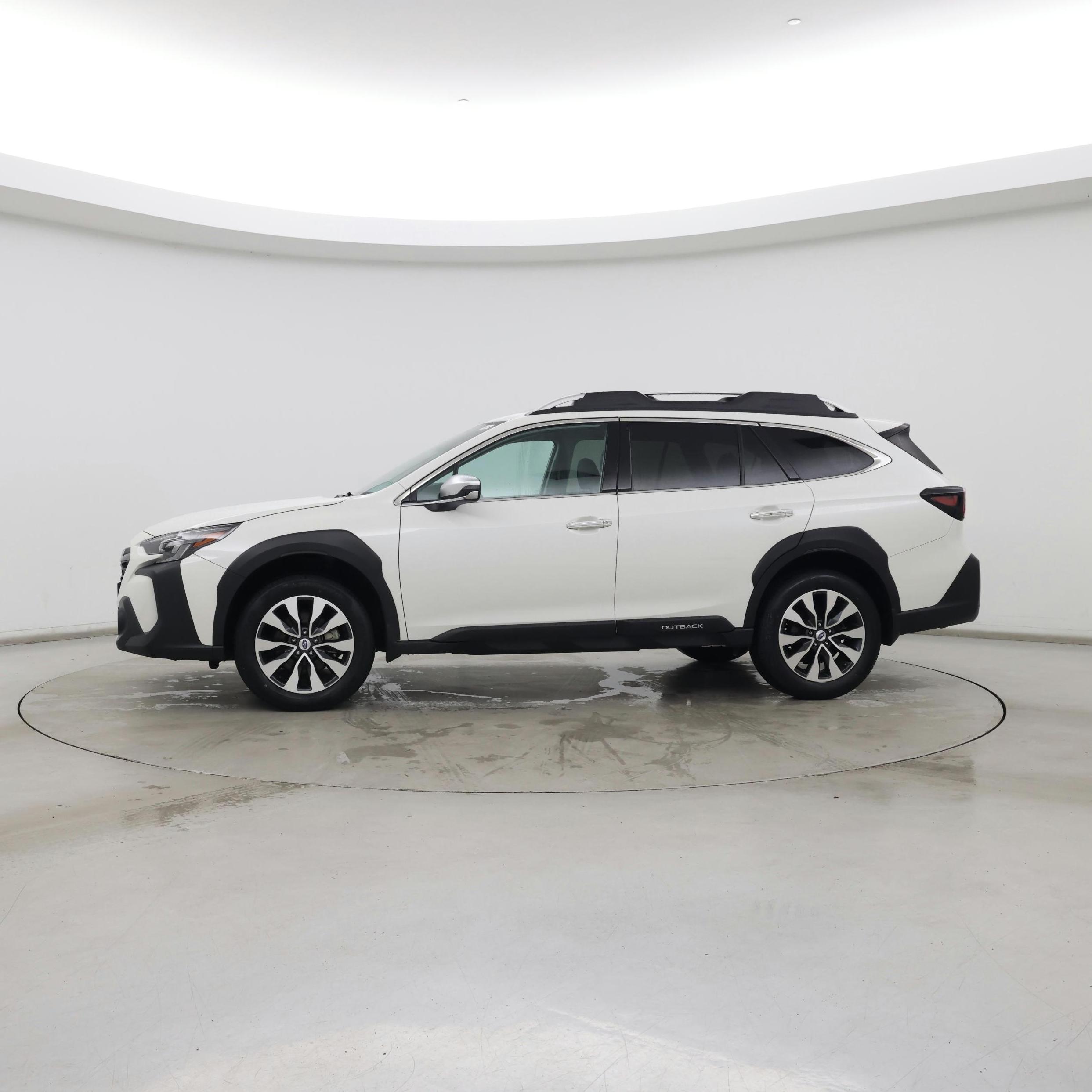 Thumbnail: 2023 Subaru Outback - 3