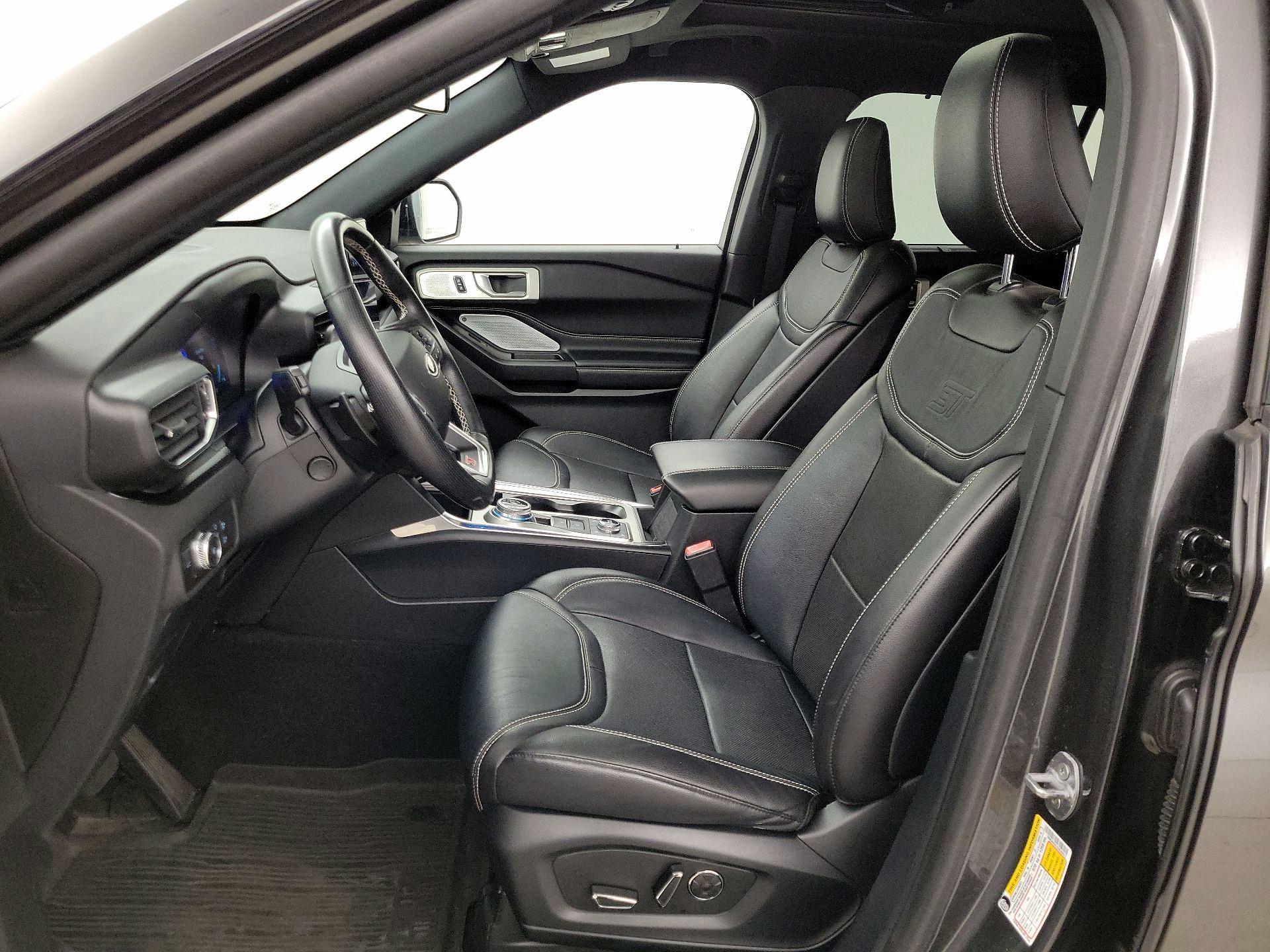 Thumbnail: 2020 Ford Explorer - 11