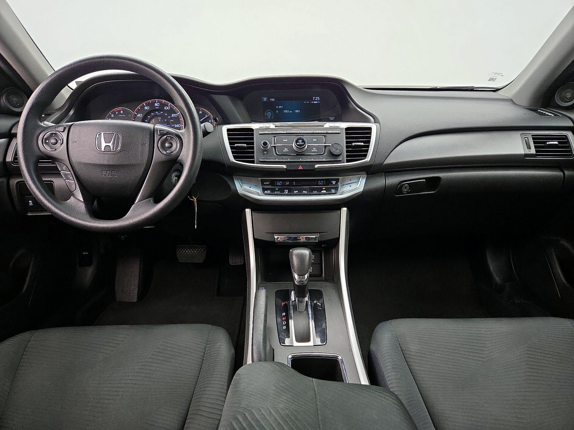 Thumbnail: 2015 Honda Accord - 9