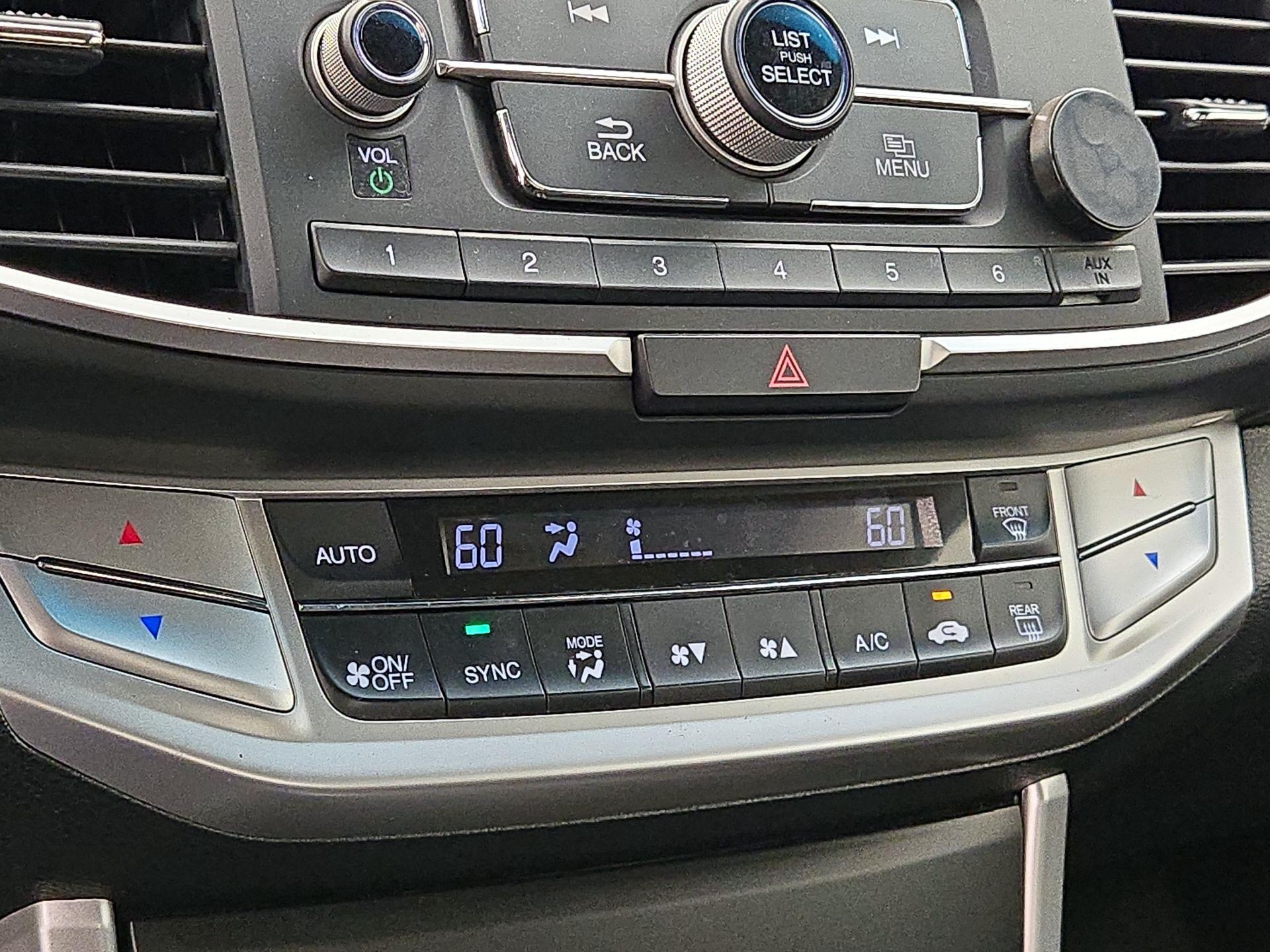 Thumbnail: 2015 Honda Accord - 15