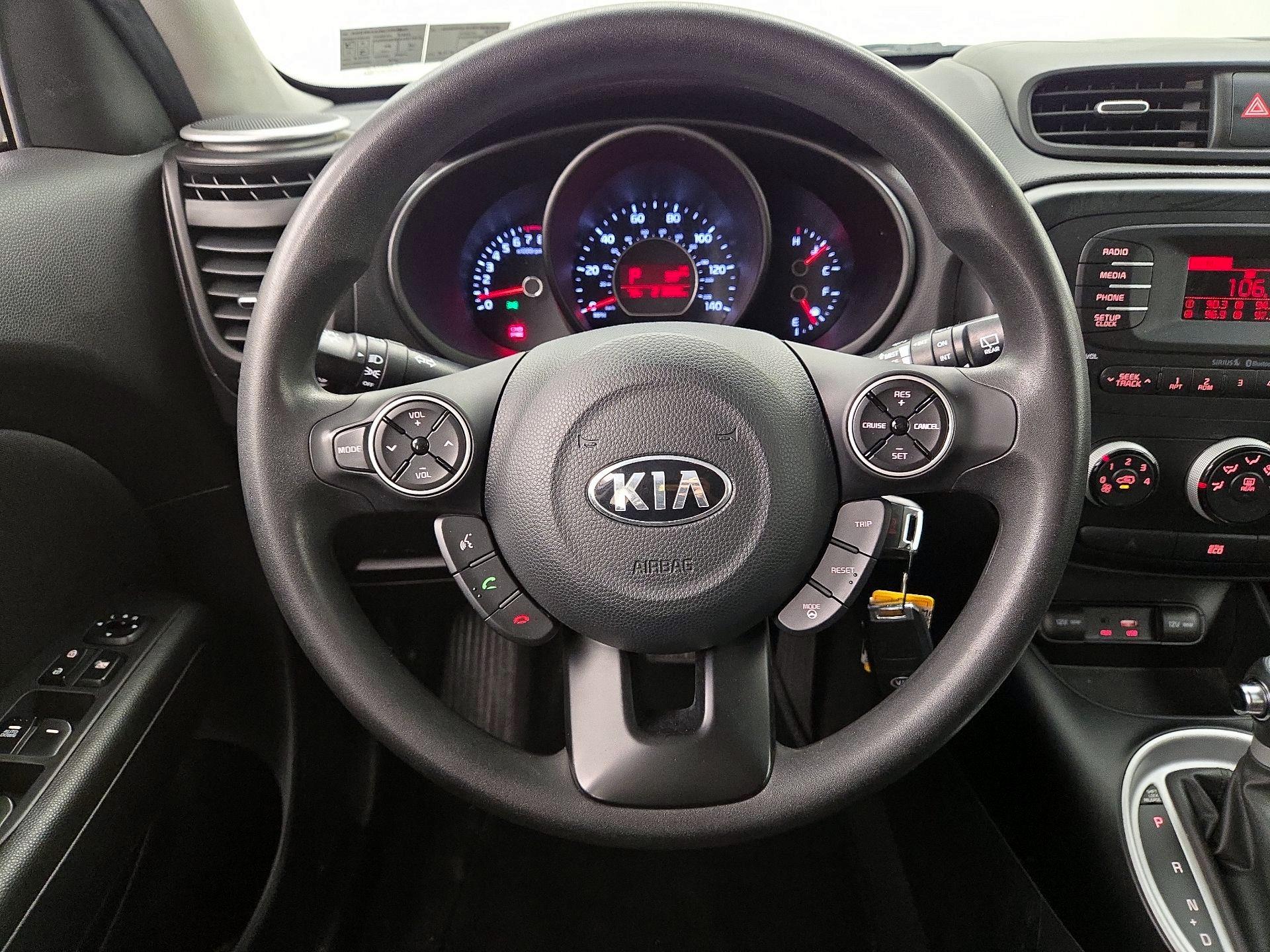 Thumbnail: 2016 Kia Soul - 10