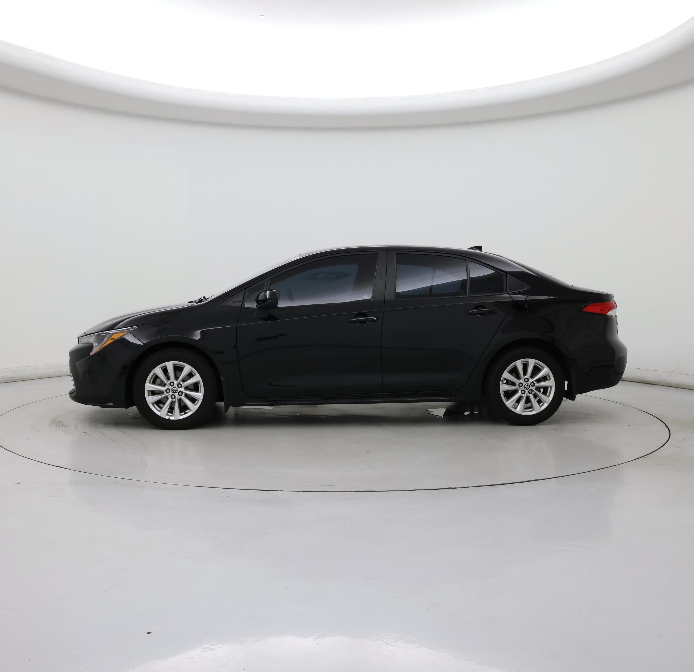 Thumbnail: 2024 Toyota Corolla - 3
