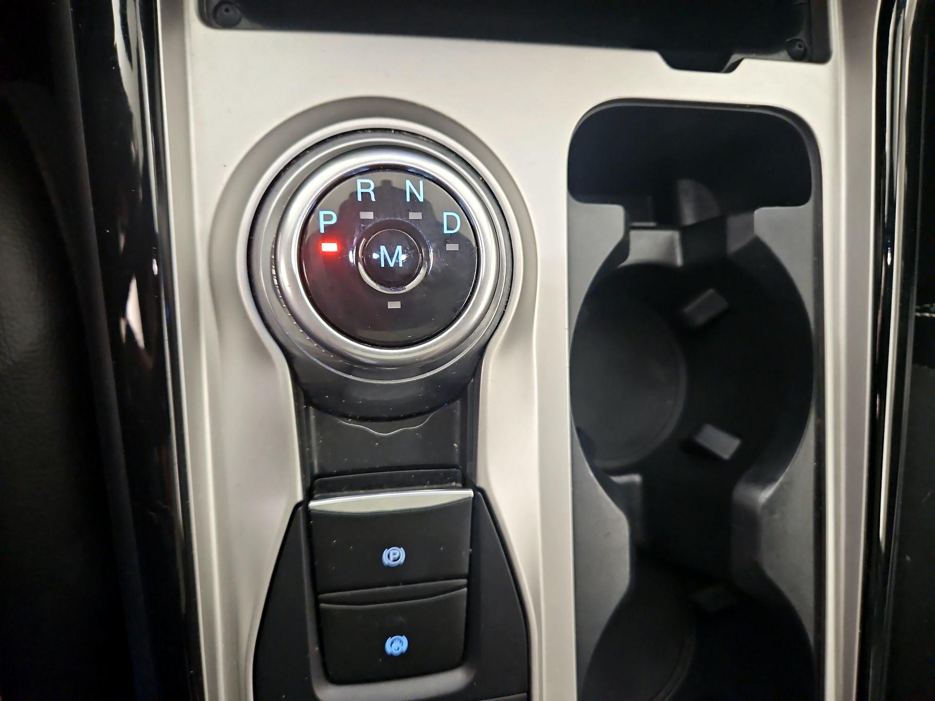 Thumbnail: 2022 Ford Explorer - 17