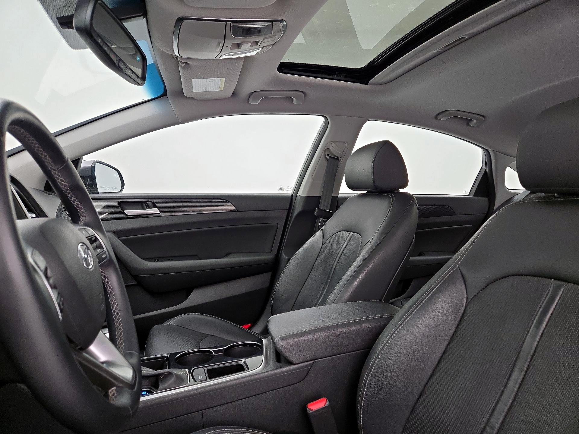 Thumbnail: 2018 Hyundai Sonata - 18
