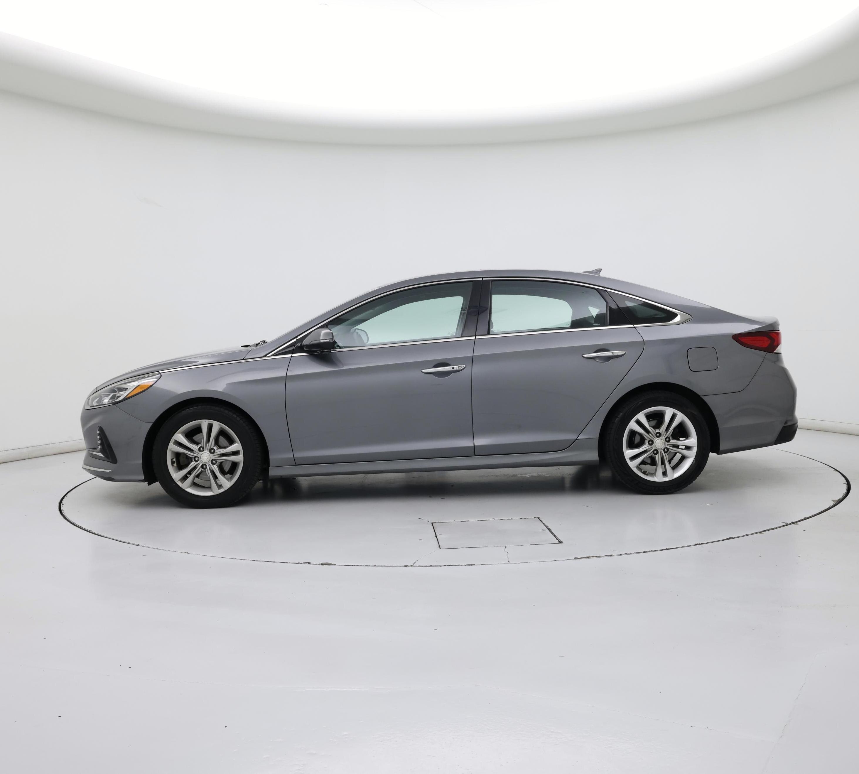 Thumbnail: 2018 Hyundai Sonata - 3